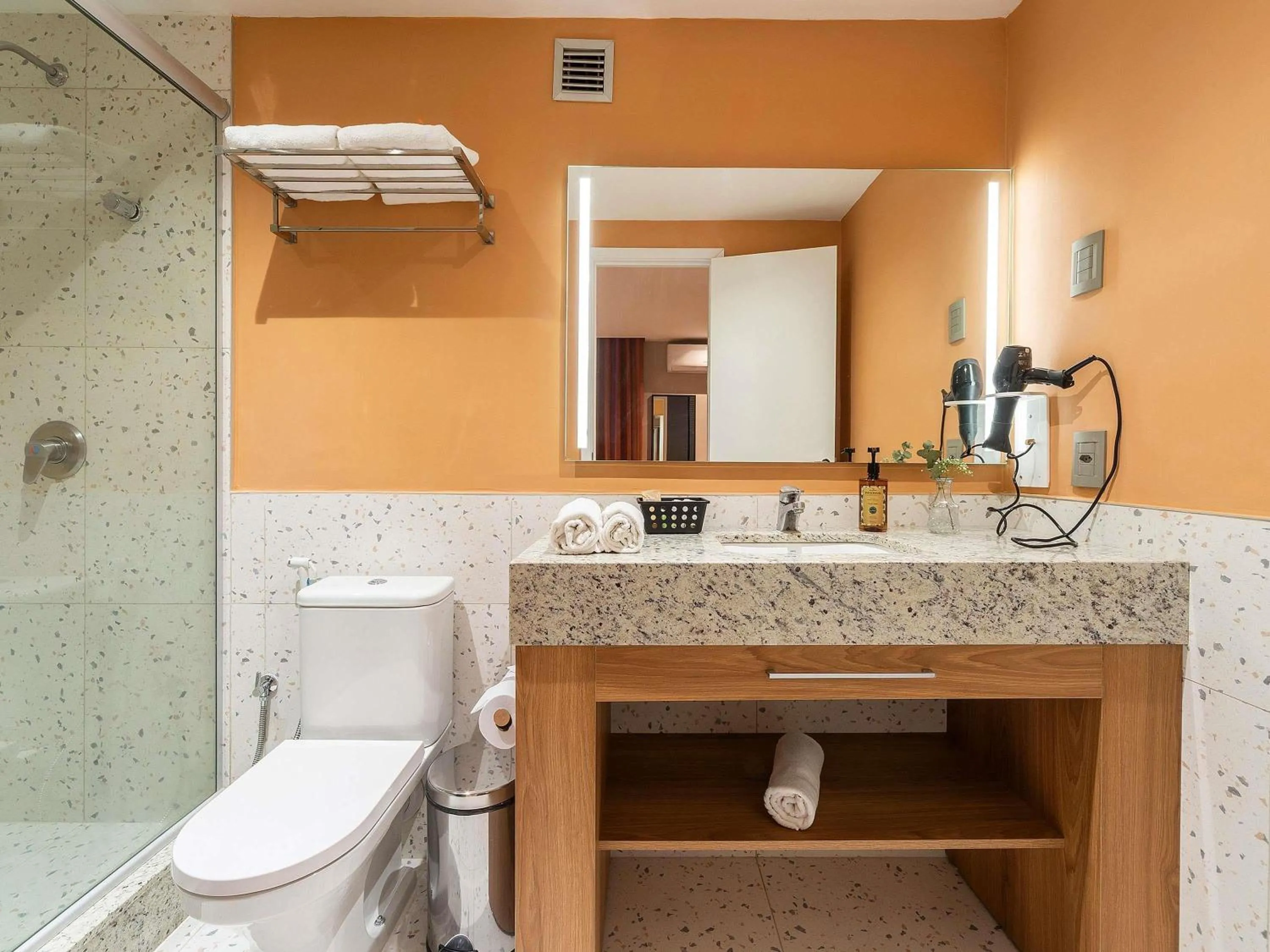 Bedroom in Manhattan Porto Alegre by Mercure - 5 minutos do Hospital Moinhos de Vento