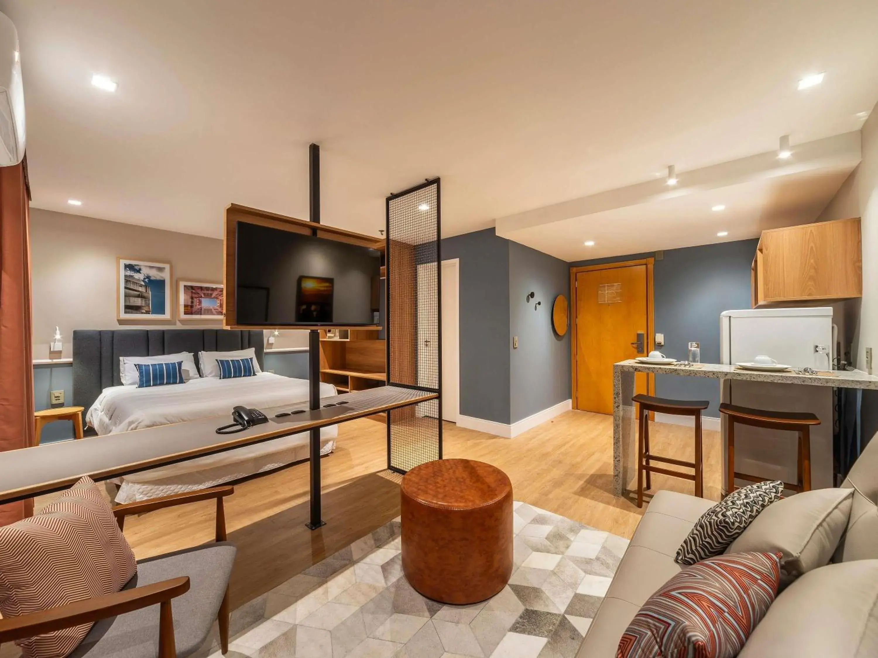 Property building, Bed in Manhattan Porto Alegre by Mercure - 5 minutos do Hospital Moinhos de Vento Property building, Bed in Manhattan Porto Alegre by Mercure - 5 minutos do Hospital Moinhos de Vento