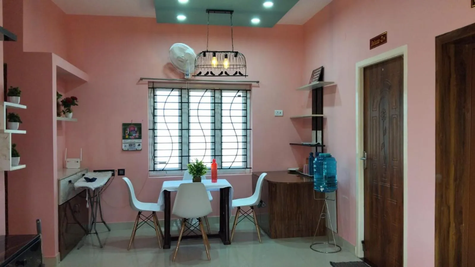 Living room in ASSHAPPYSTAYINN HOTEL