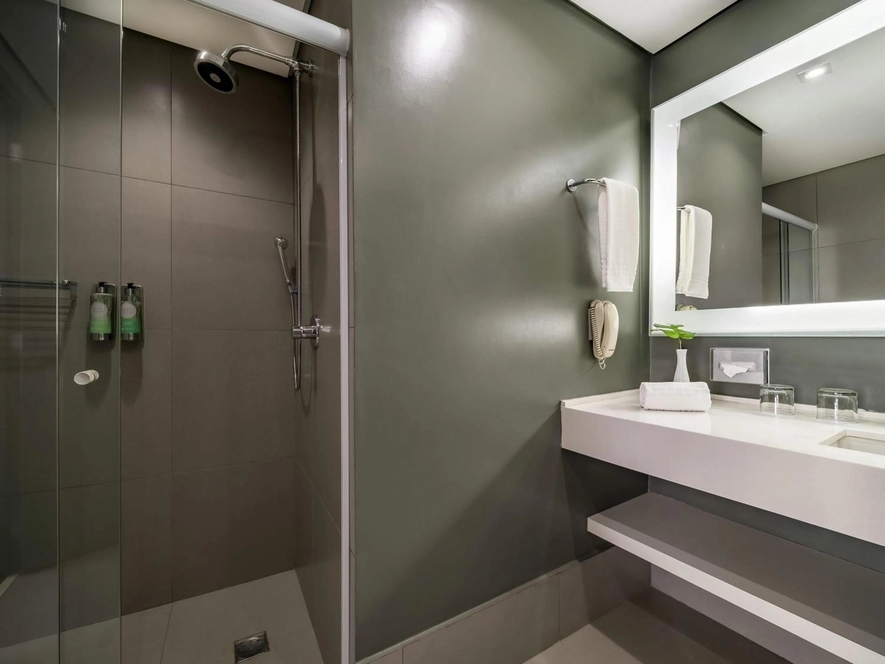 Bedroom in Grand Mercure Brasilia Eixo Monumental