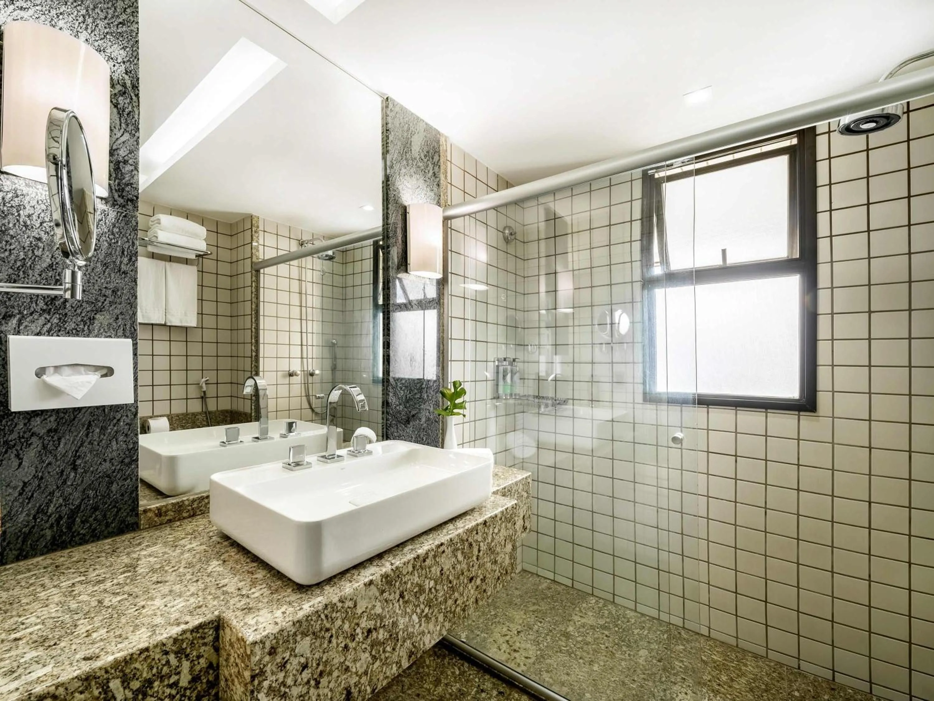 Bedroom in Grand Mercure Brasilia Eixo Monumental