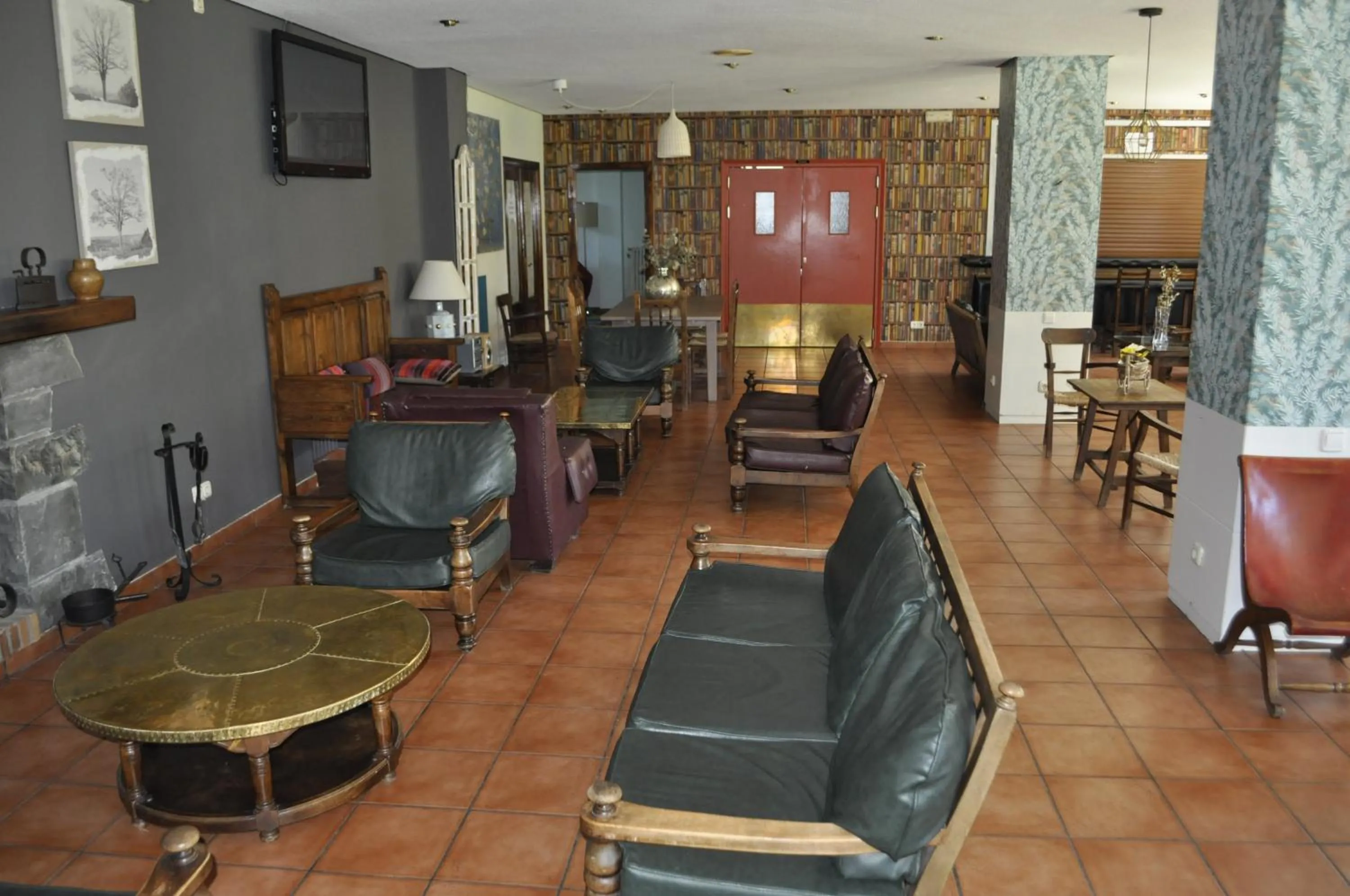Lounge or bar in Hotel La Pardina