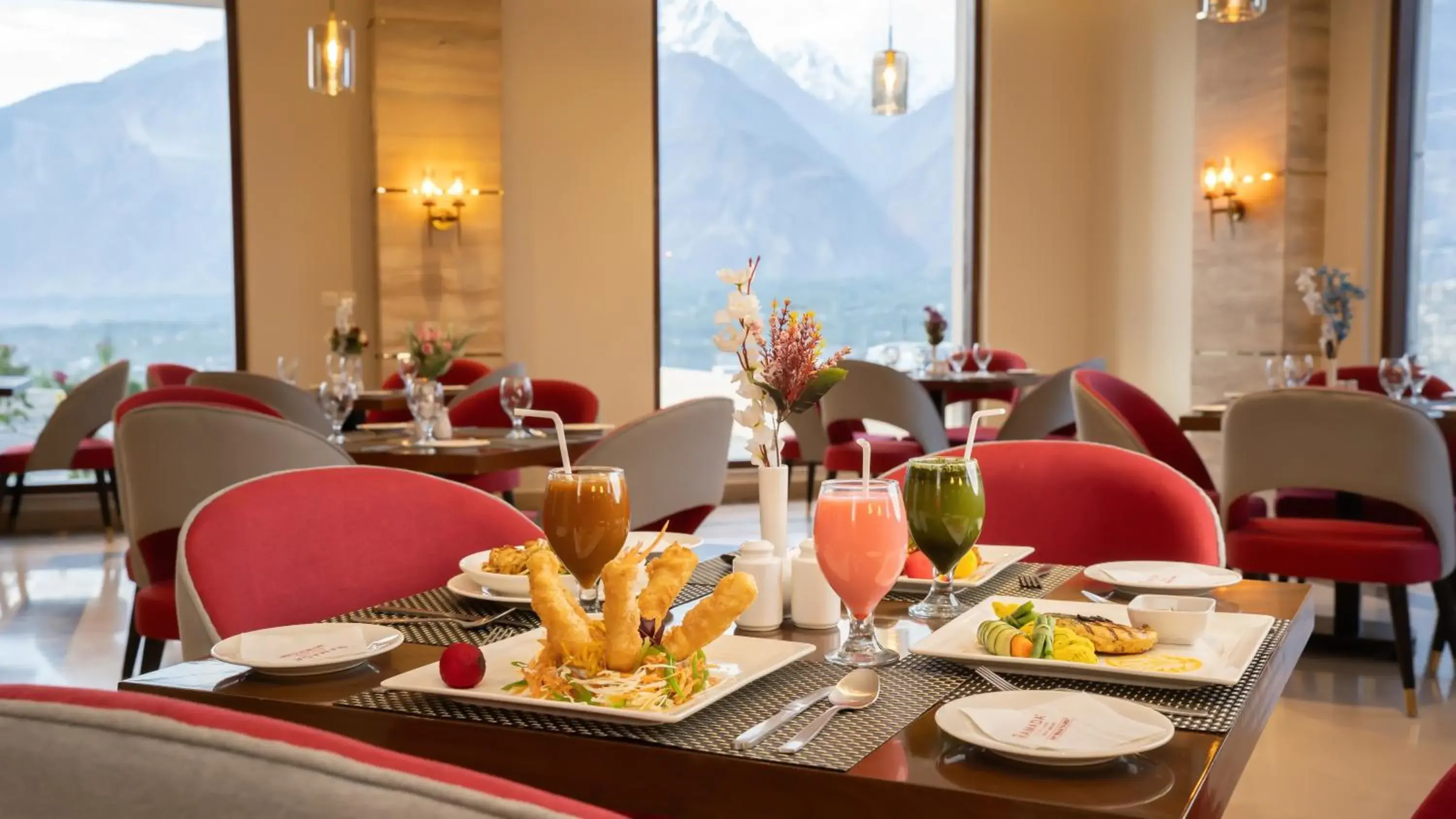 Restaurant/places to eat in Ramada Resort by Wyndham Gilgit Restaurant/places to eat in Ramada Resort by Wyndham Gilgit