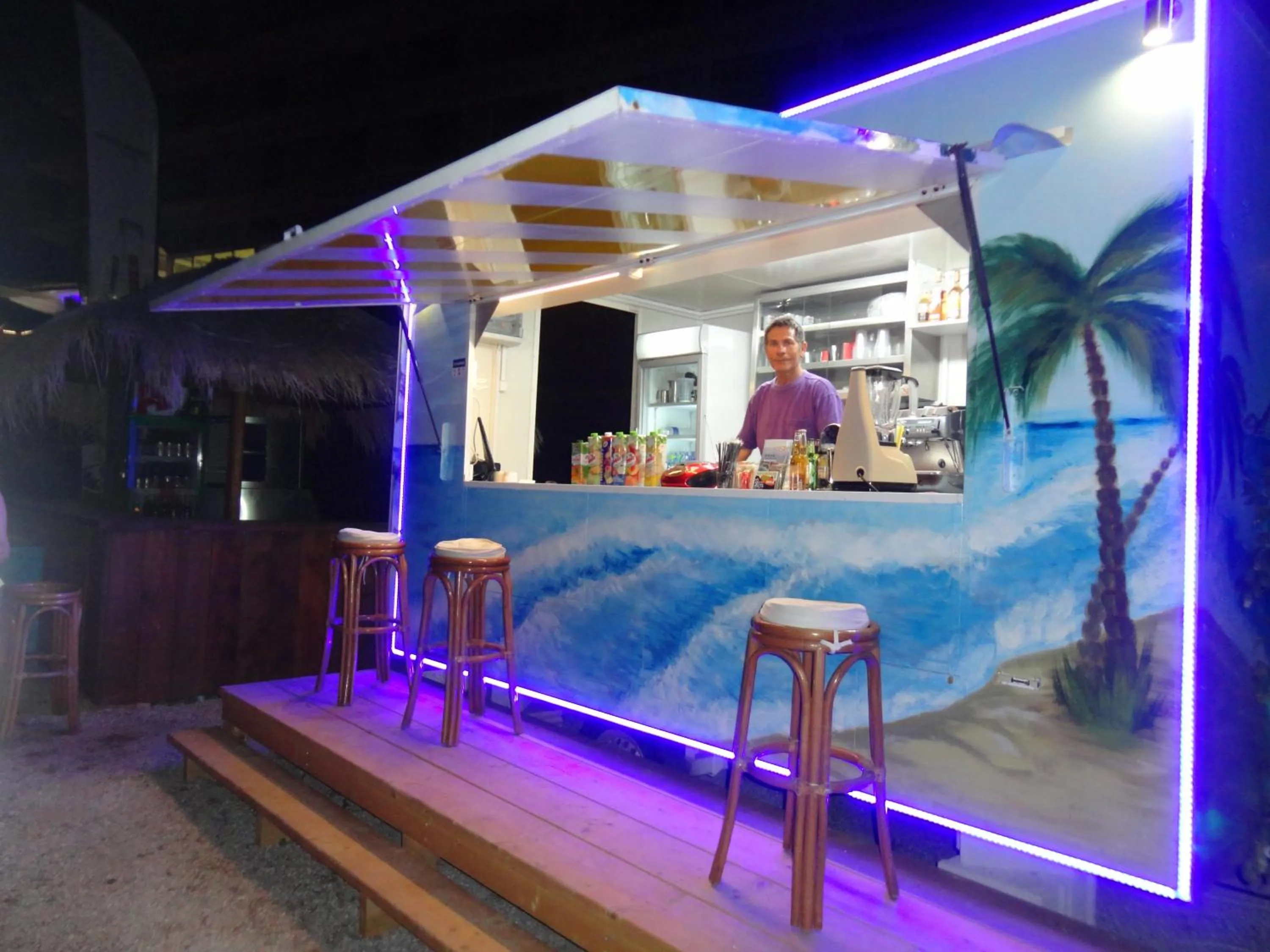 Lounge or bar in New Aegli Resort Hotel