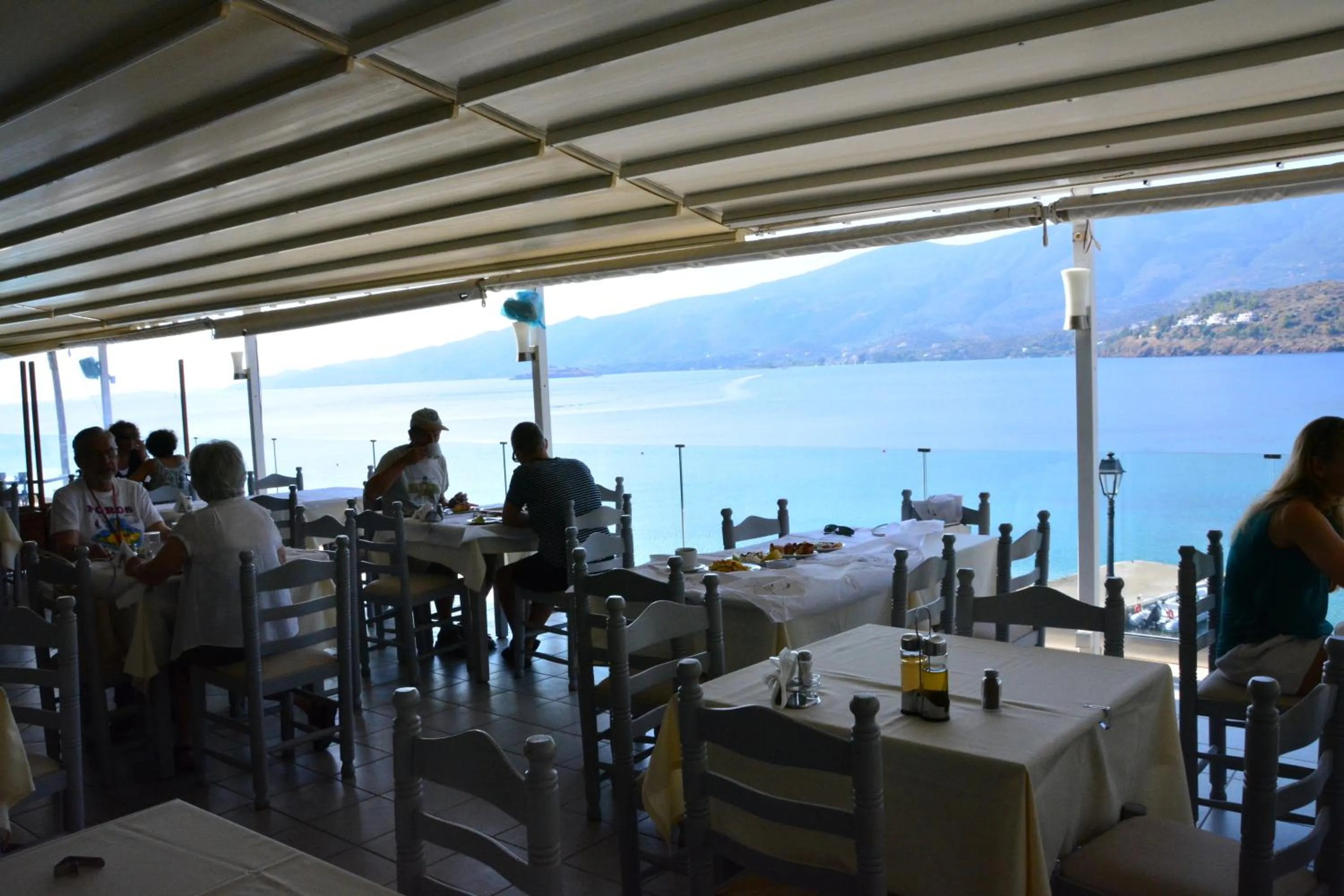 Restaurant/places to eat in New Aegli Resort Hotel