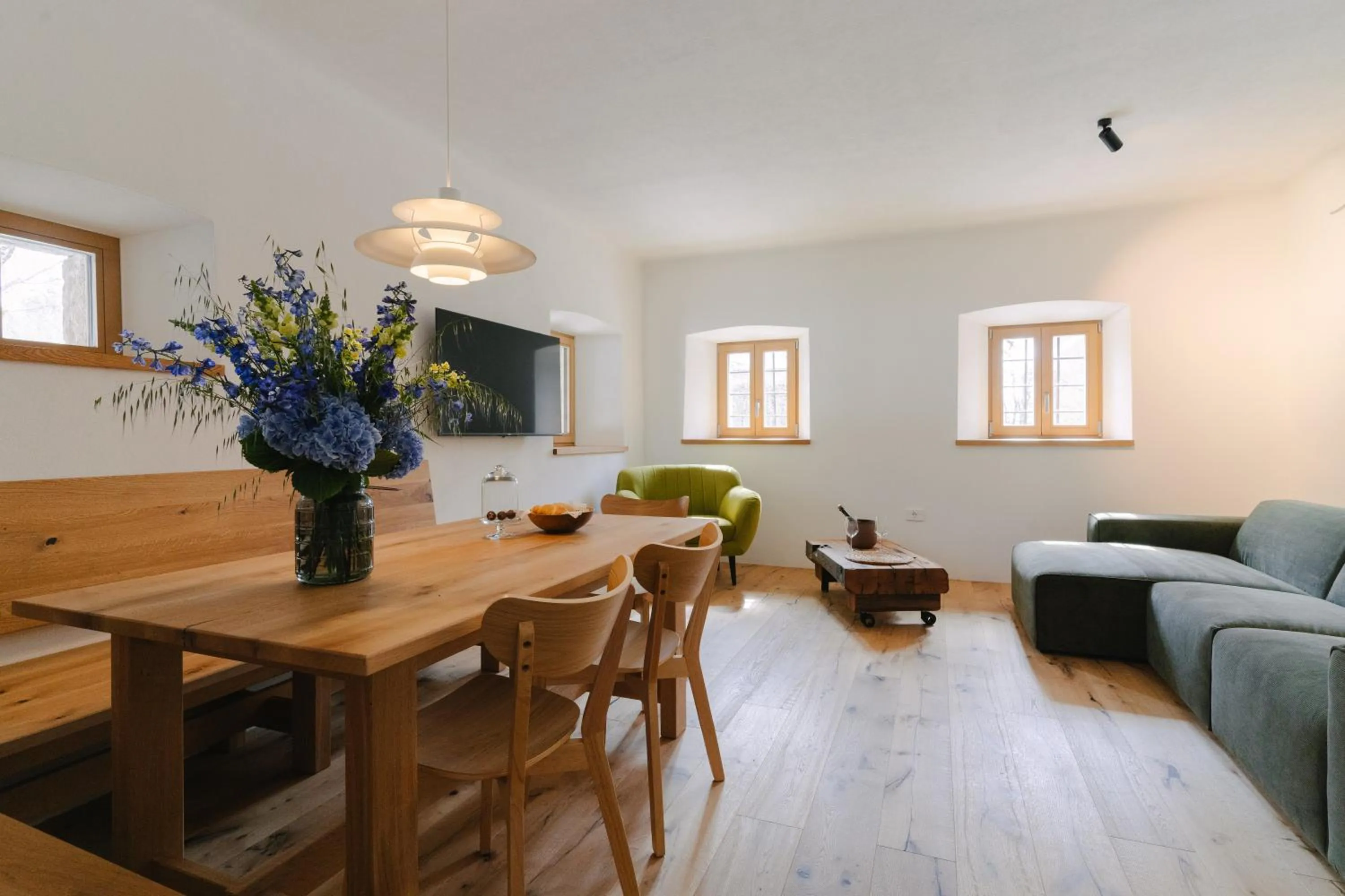 TV and multimedia in PIRA HOTEL