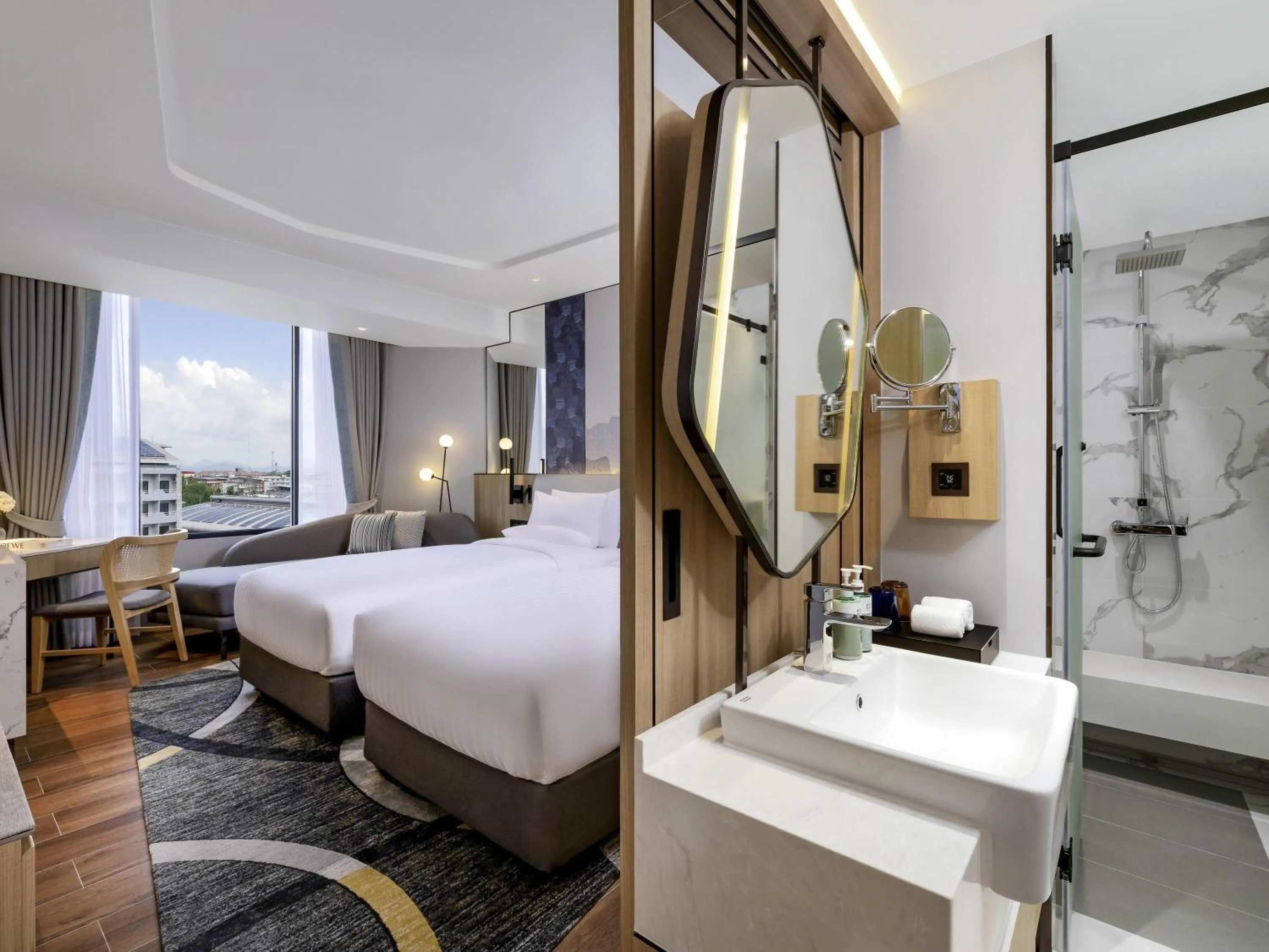 Bedroom, Bed in Novotel Rayong Star Convention Centre