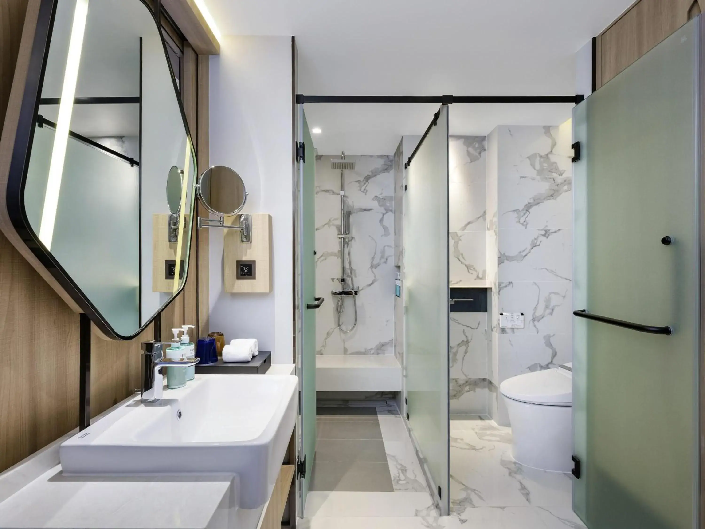 Standard King Room in Novotel Rayong Star Convention Centre Standard King Room in Novotel Rayong Star Convention Centre