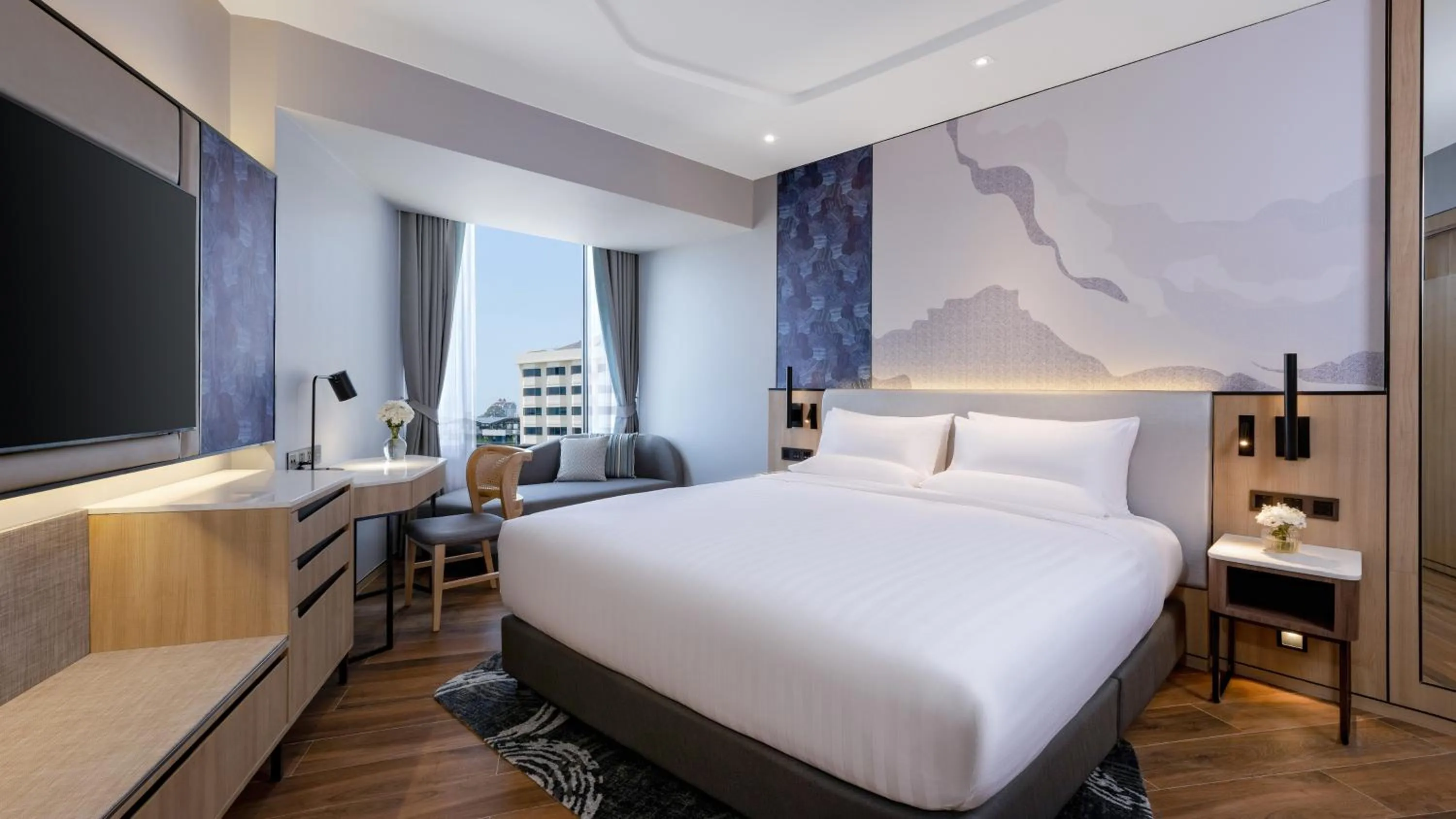 Bedroom, Bed in Novotel Rayong Star Convention Centre