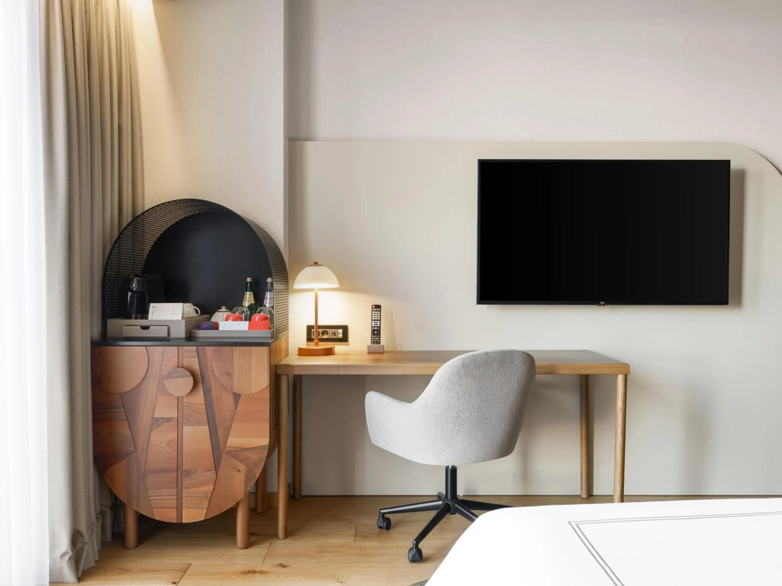 TV and multimedia in Swissôtel Tbilisi