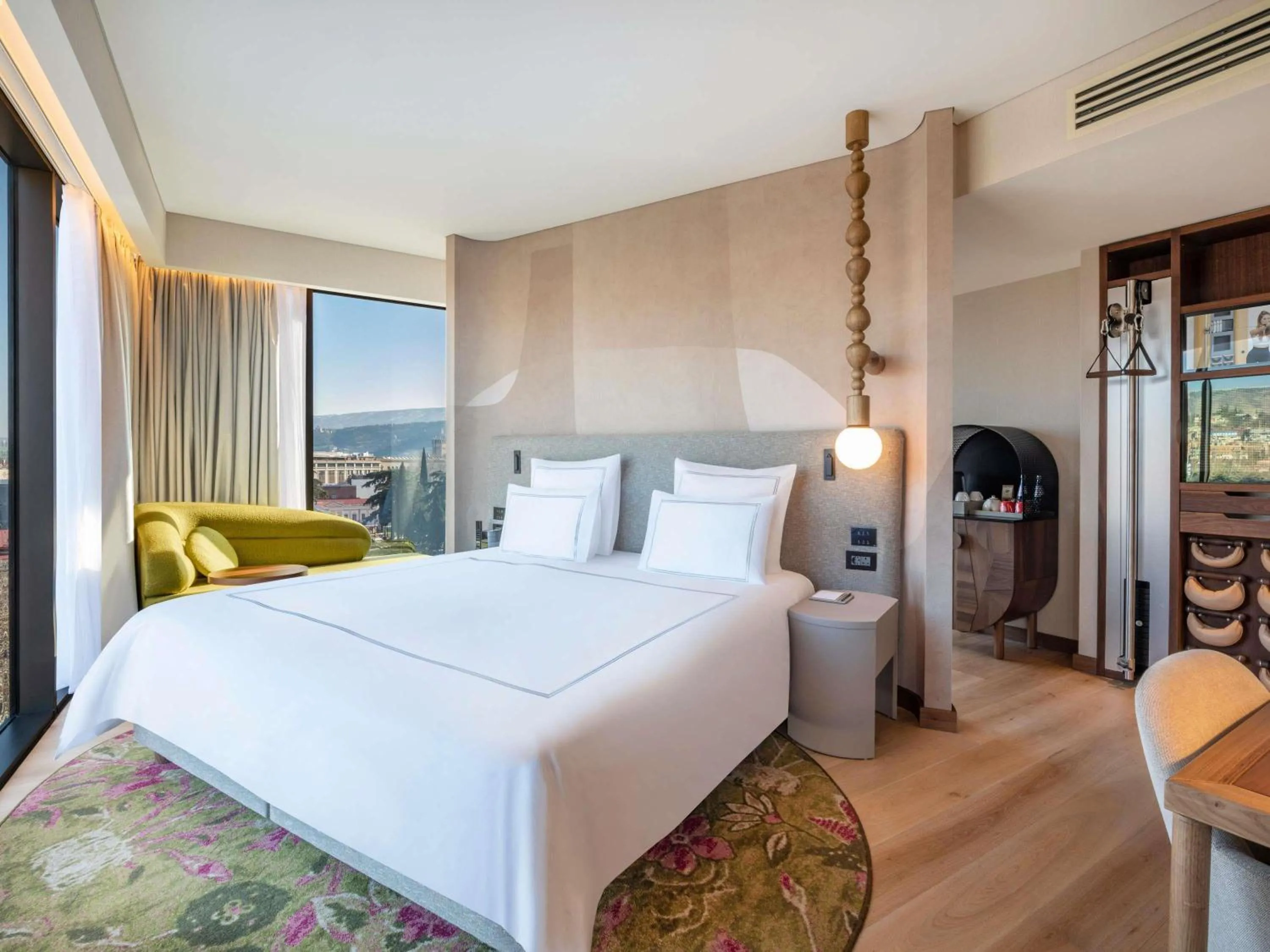 Bedroom, Bed in Swissôtel Tbilisi