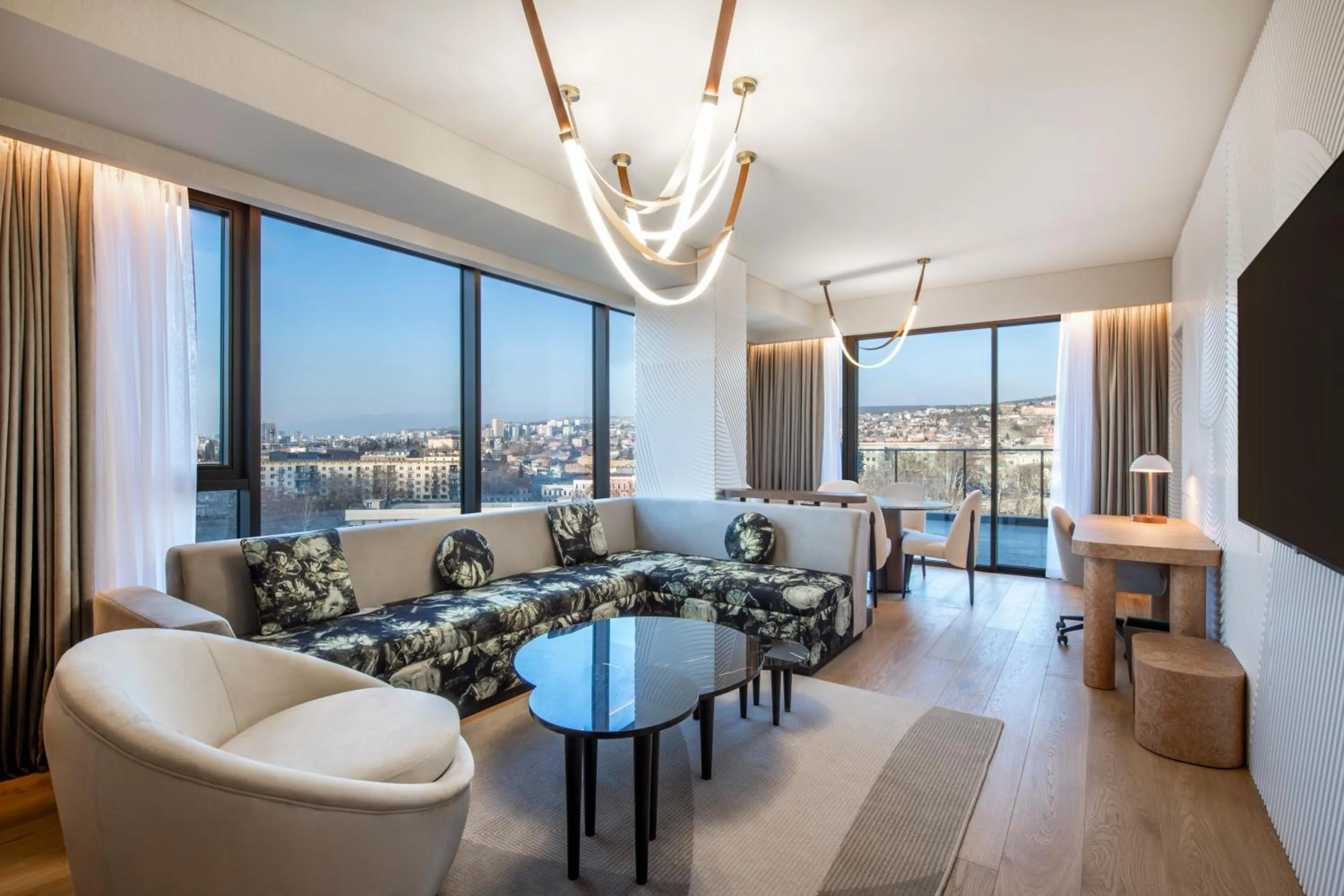 Living room in Swissôtel Tbilisi