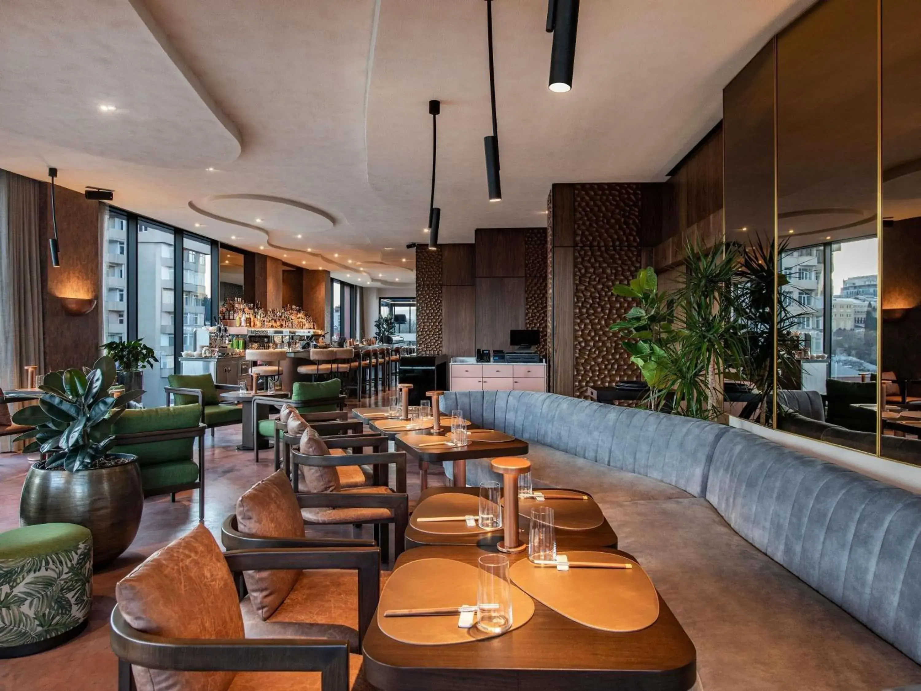 Lounge or bar in Swissôtel Tbilisi Lounge or bar in Swissôtel Tbilisi
