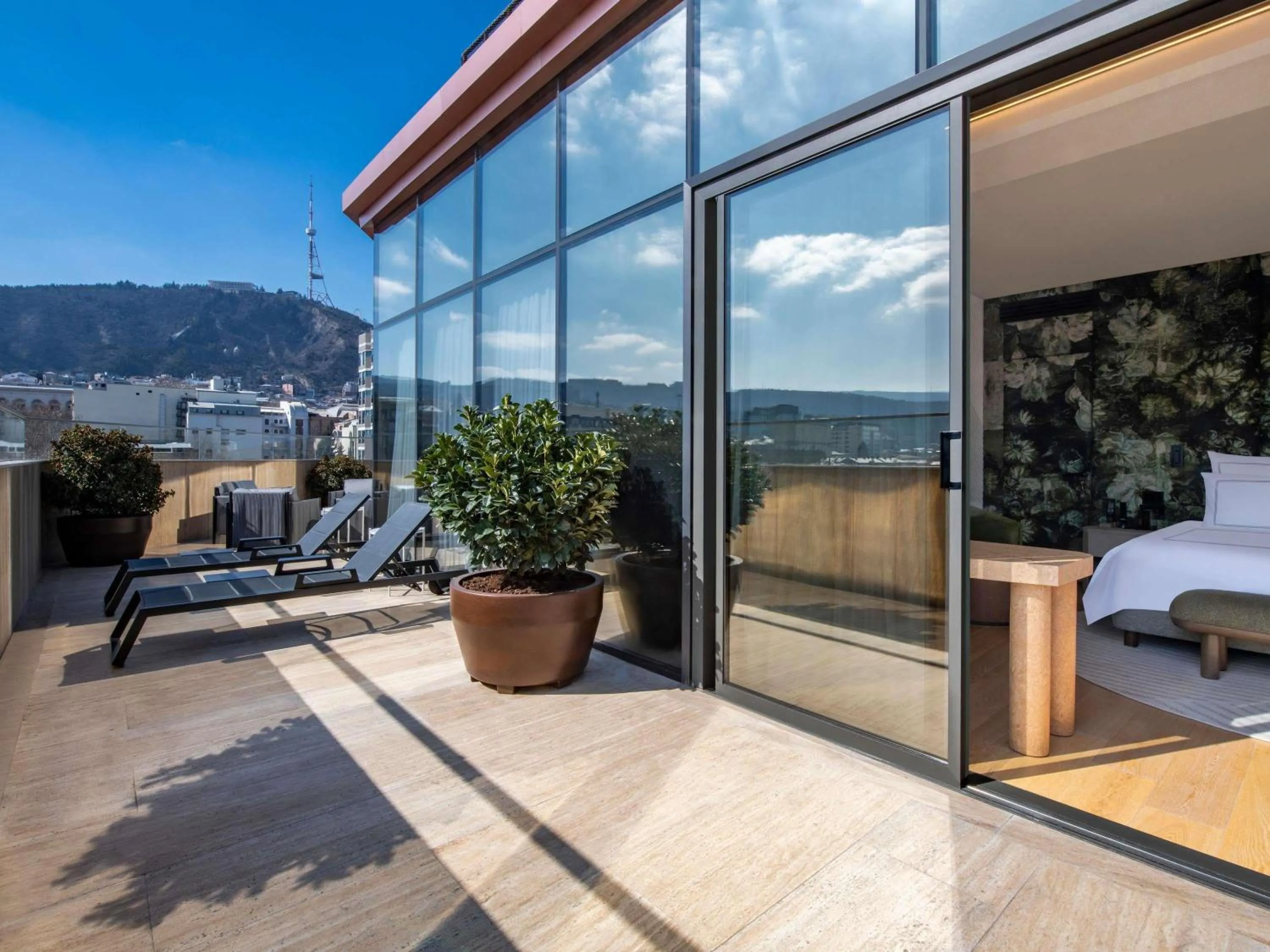 Bedroom, Bed in Swissôtel Tbilisi
