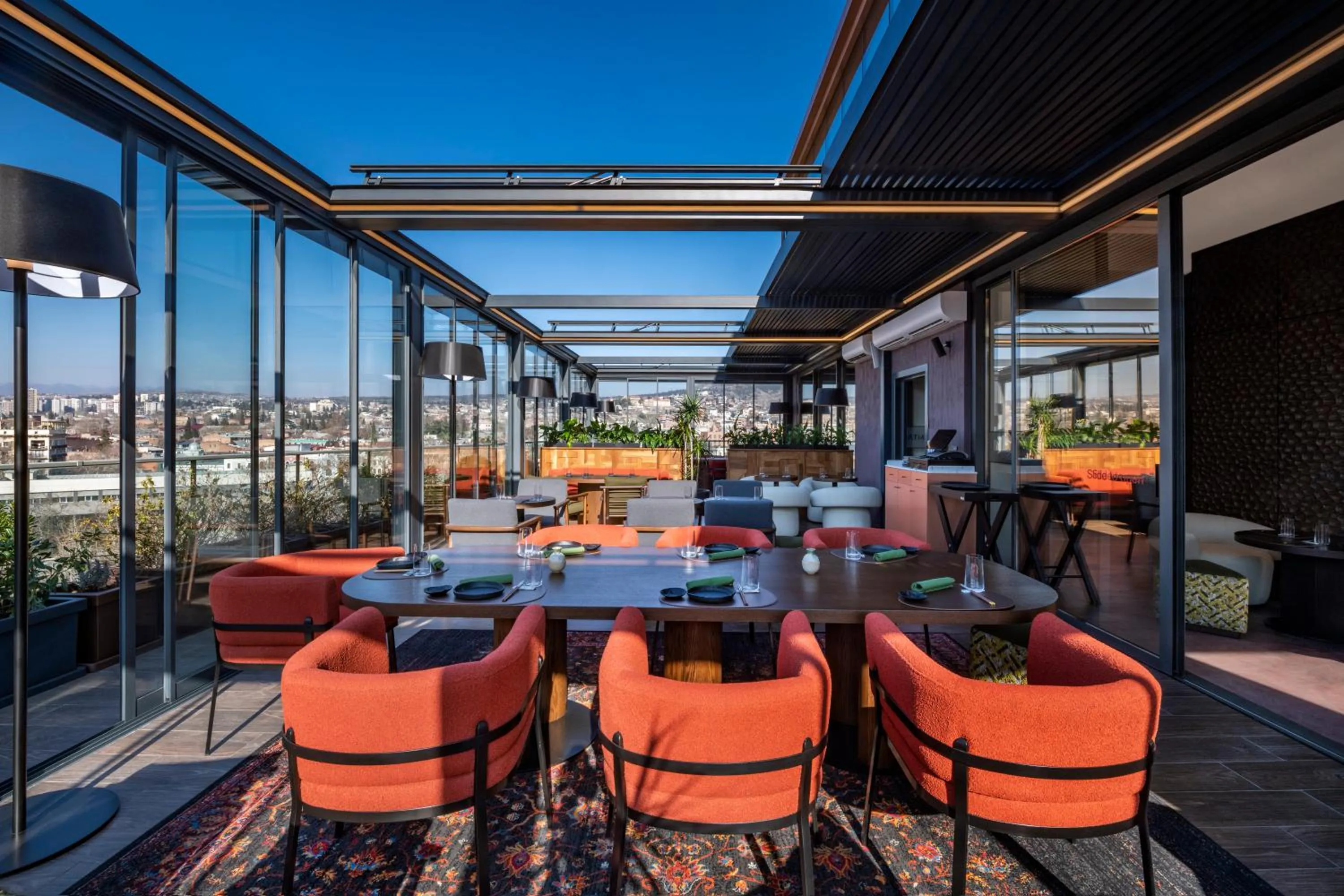 Restaurant/places to eat in Swissôtel Tbilisi