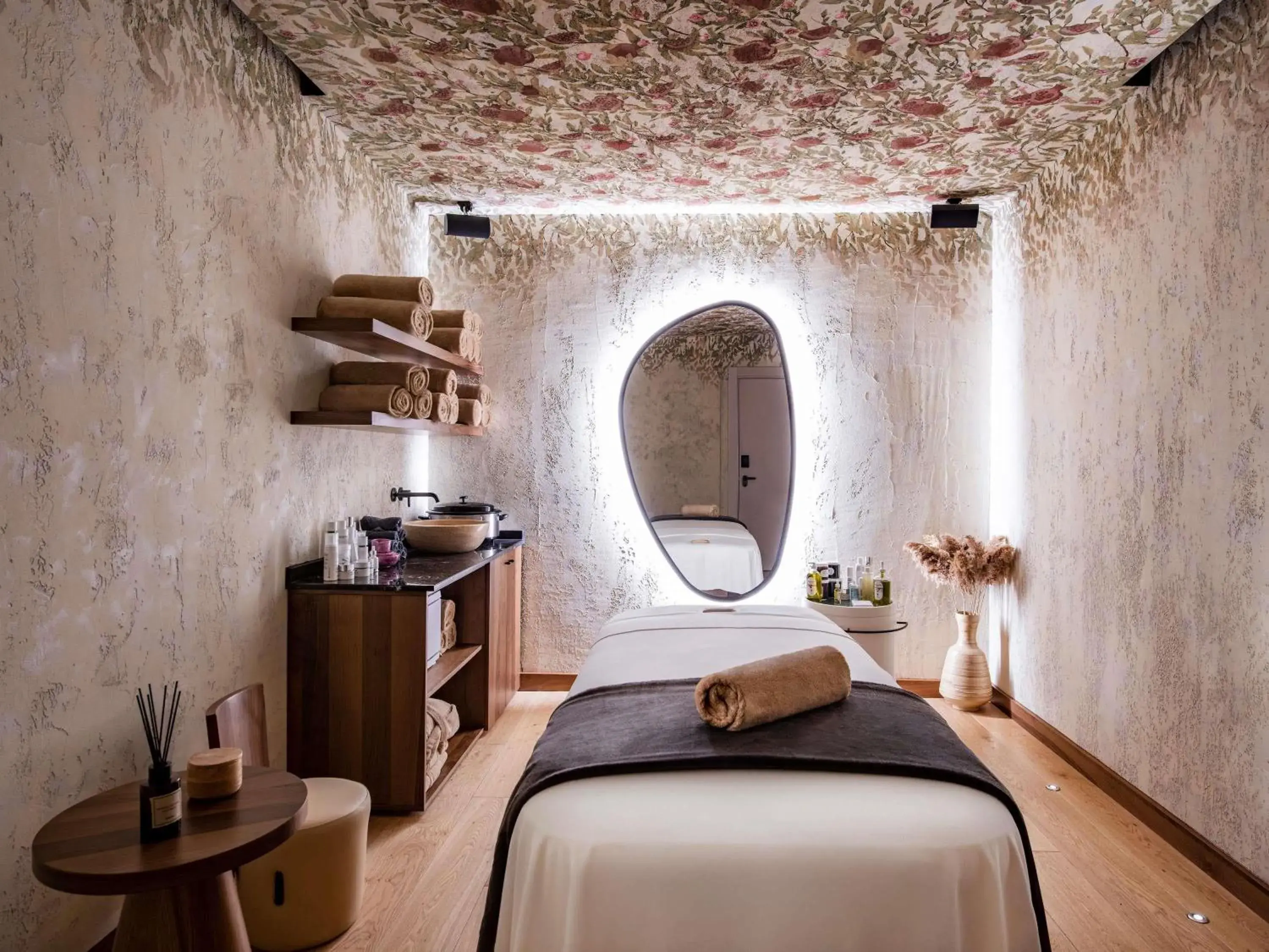 Property building in Swissôtel Tbilisi Property building in Swissôtel Tbilisi