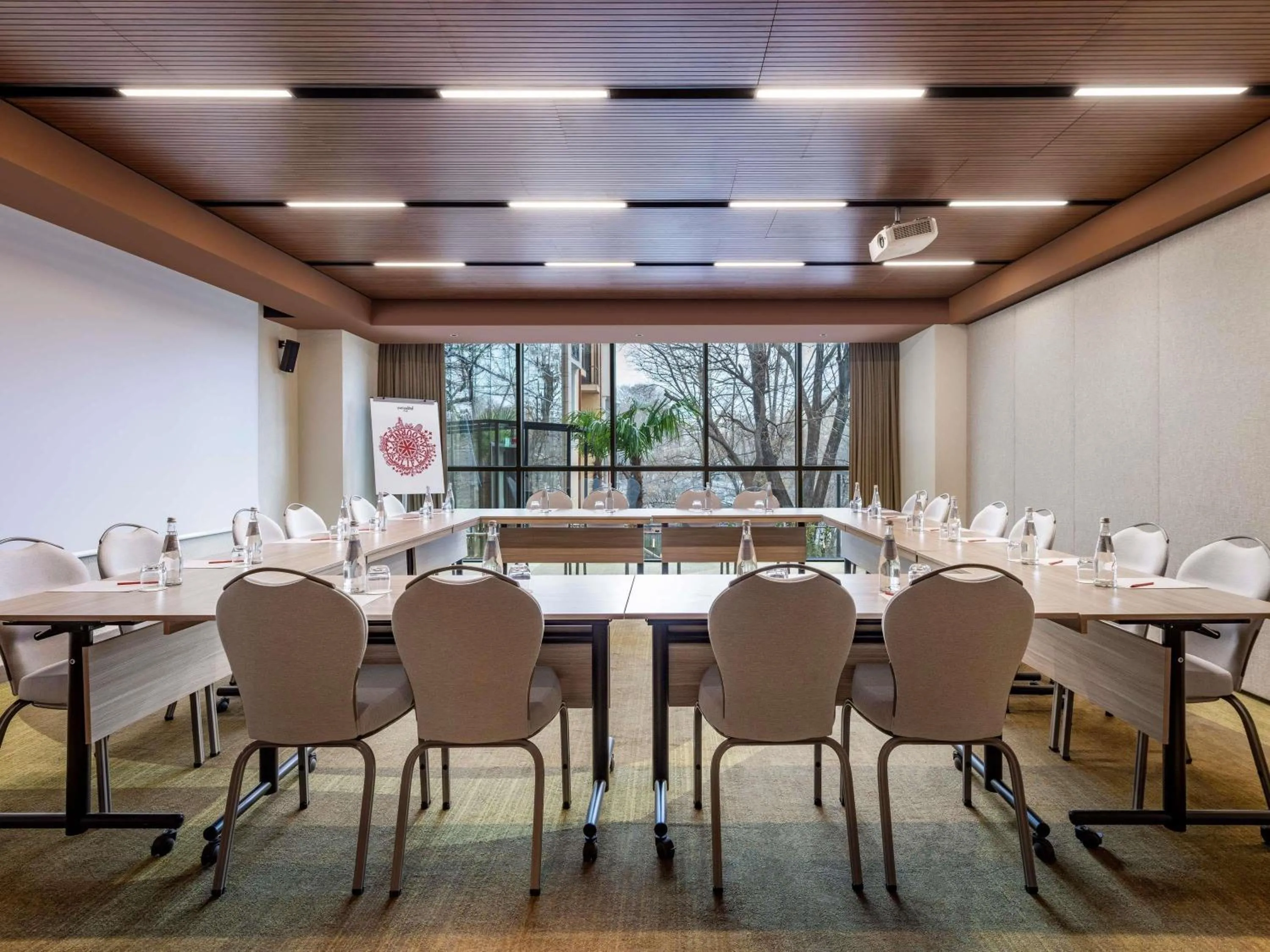 Meeting/conference room in Swissôtel Tbilisi