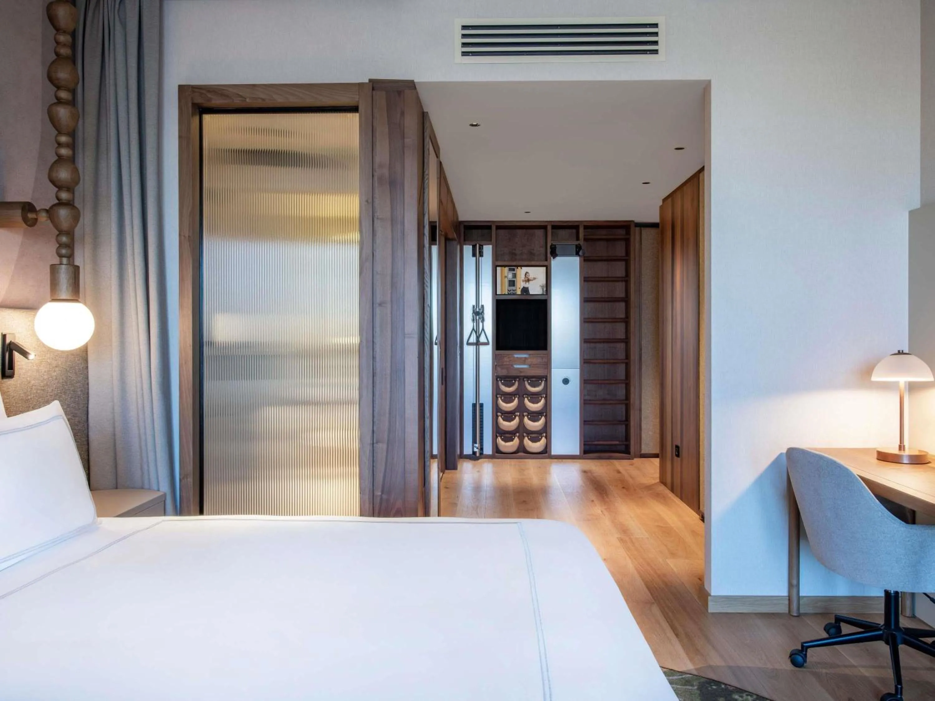 Bedroom, Bed in Swissôtel Tbilisi