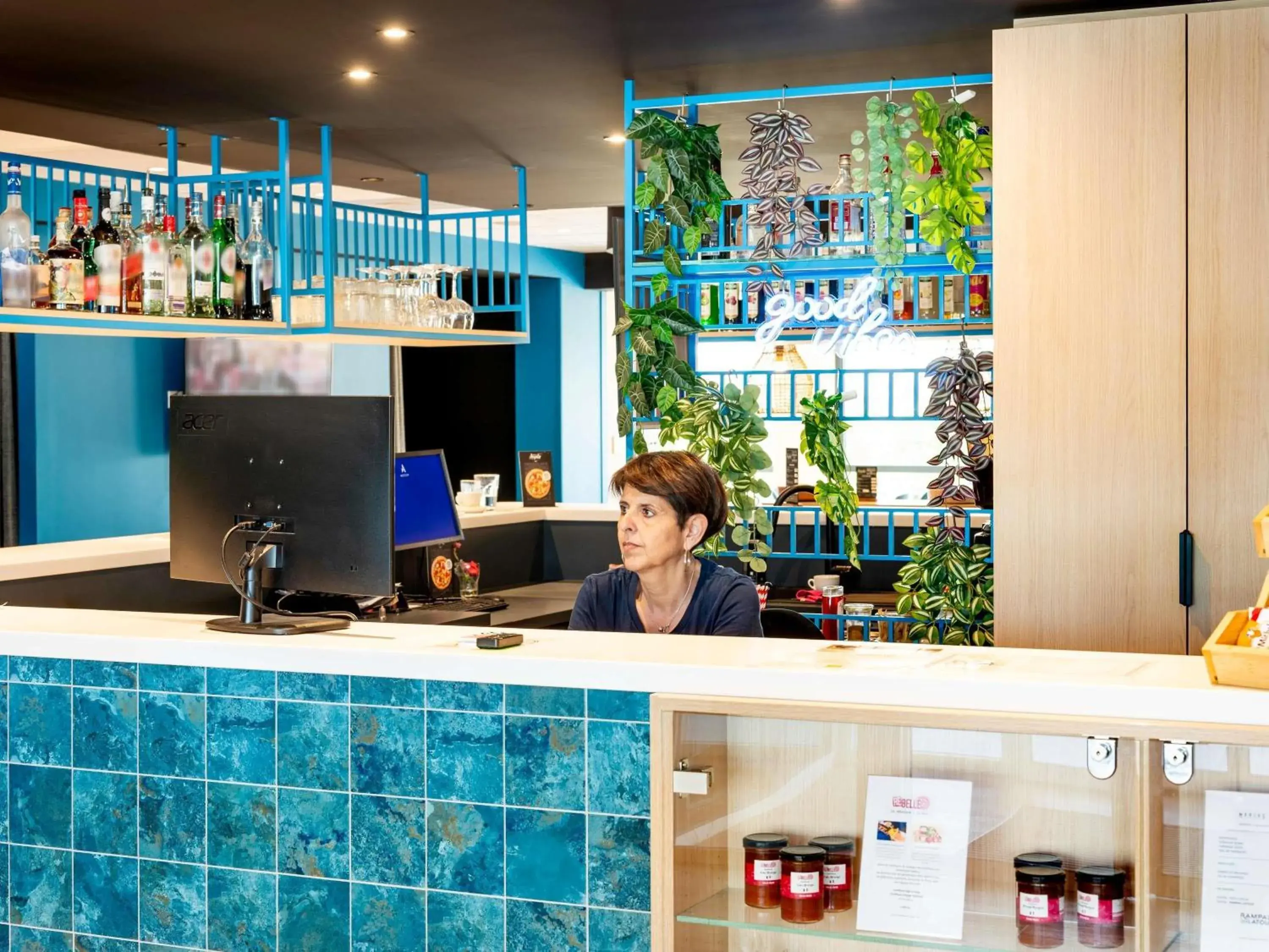 Property building in Ibis Styles Miramas Property building in Ibis Styles Miramas