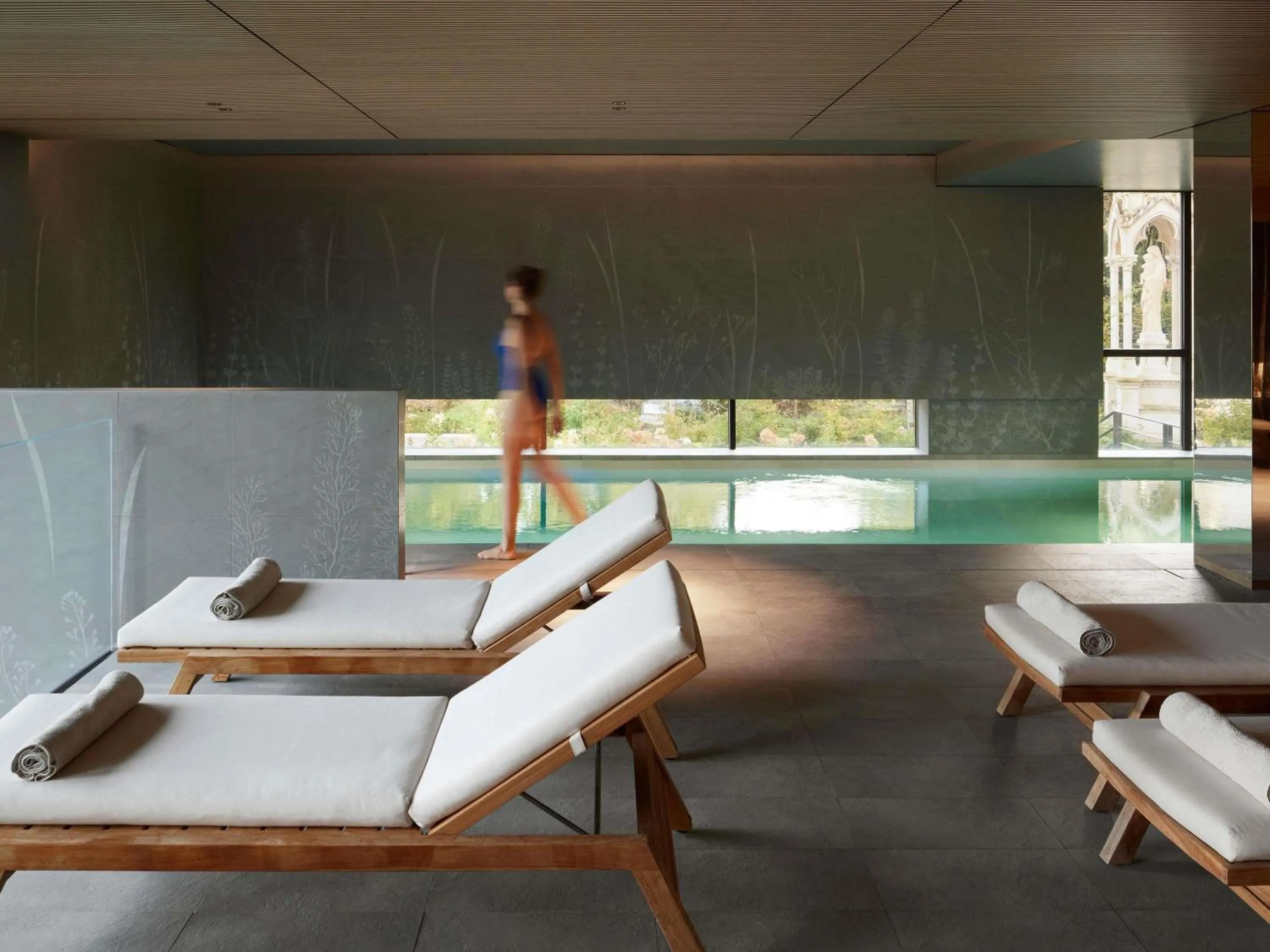 Pool view in Domaine de la Reine Margot Paris-Issy - MGallery Collection