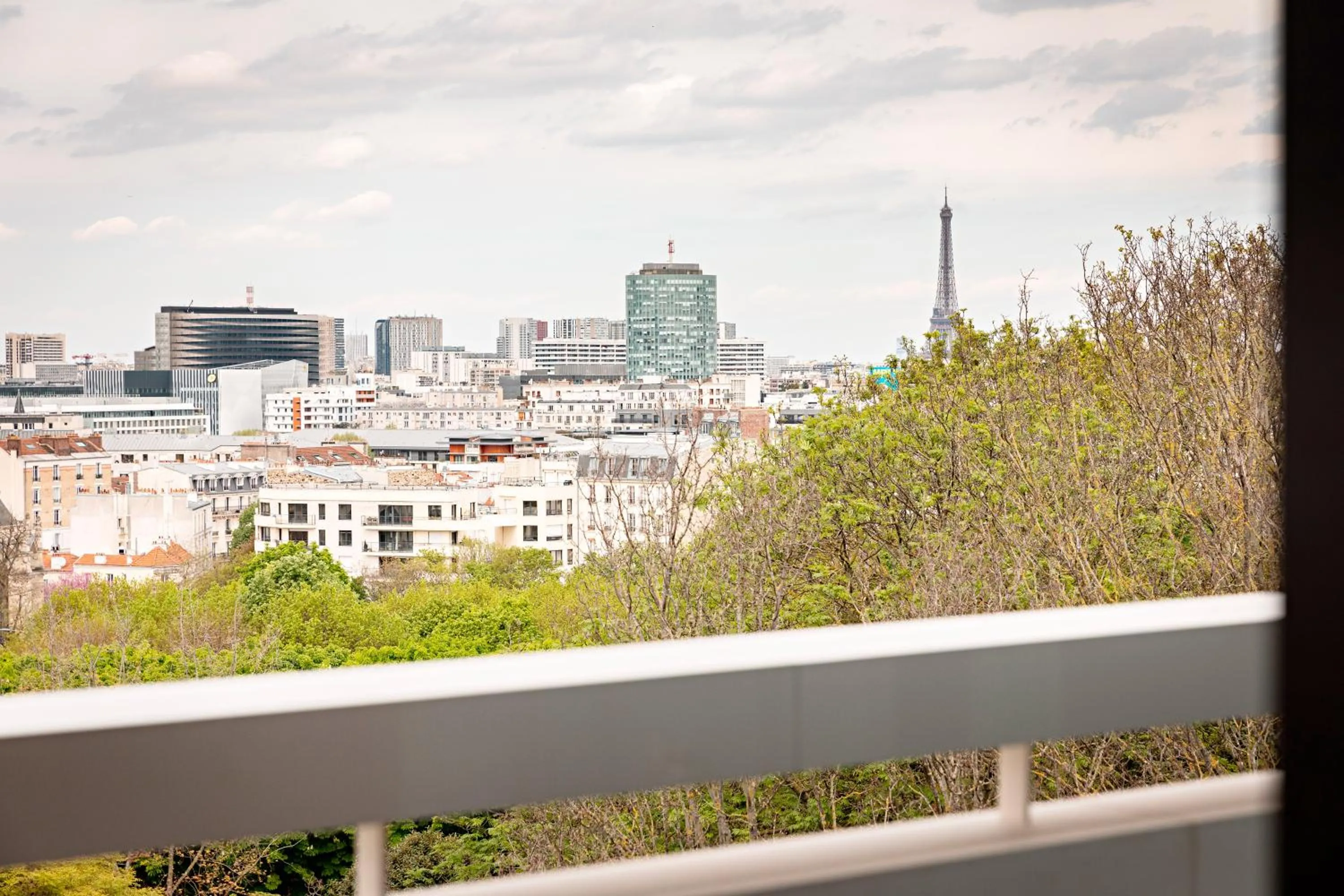 View (from property/room) in Domaine de la Reine Margot Paris-Issy - MGallery Collection