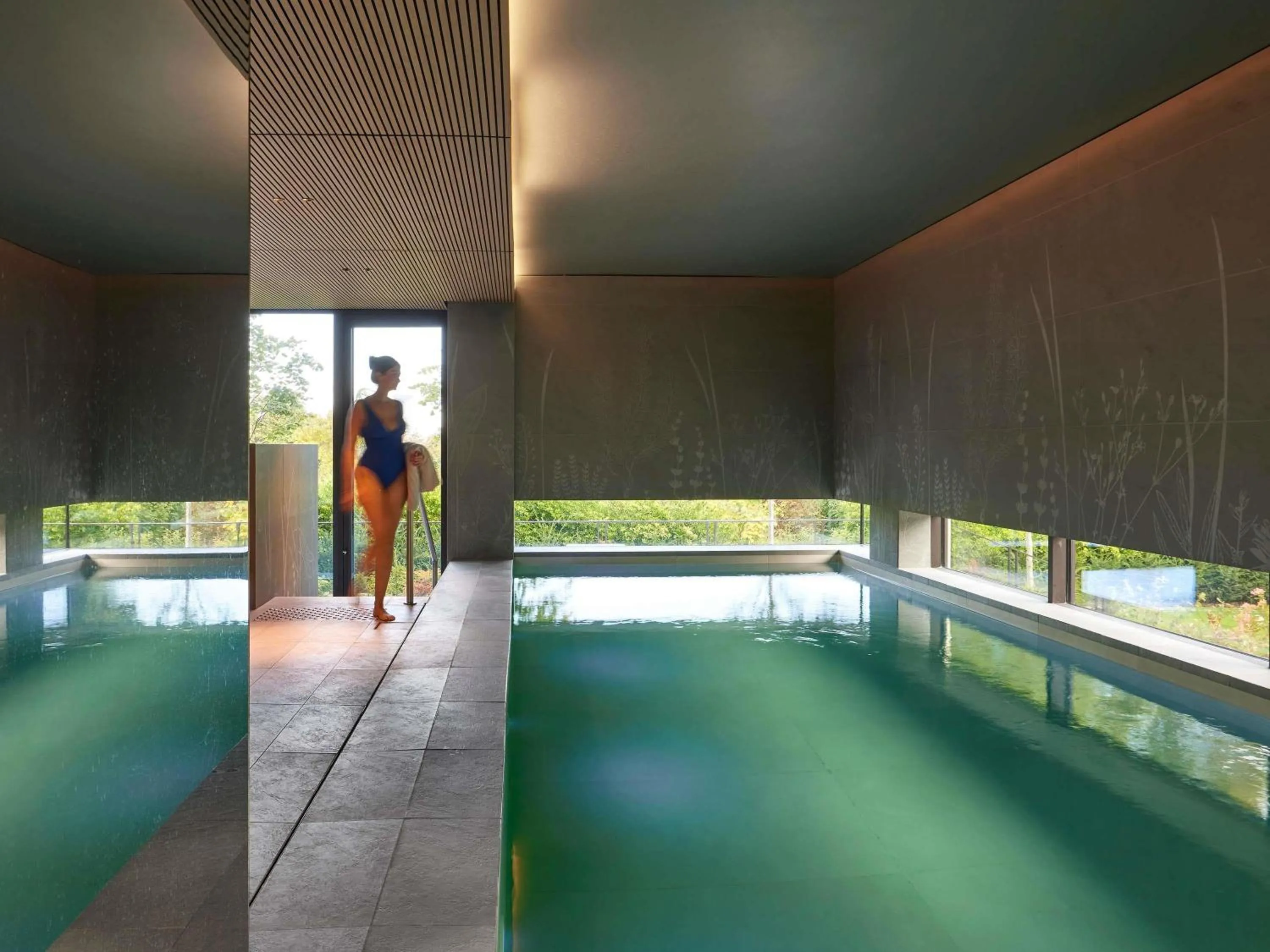 Pool view in Domaine de la Reine Margot Paris-Issy - MGallery Collection