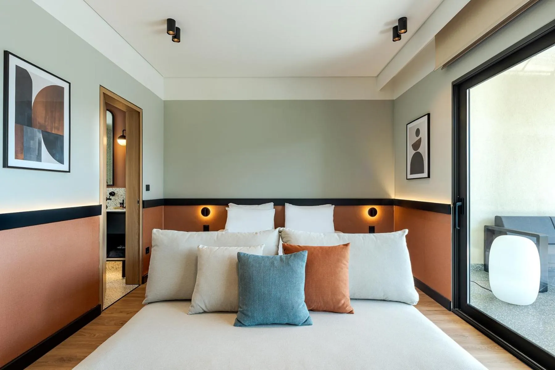 Bed in Thirtynine Urban Stay