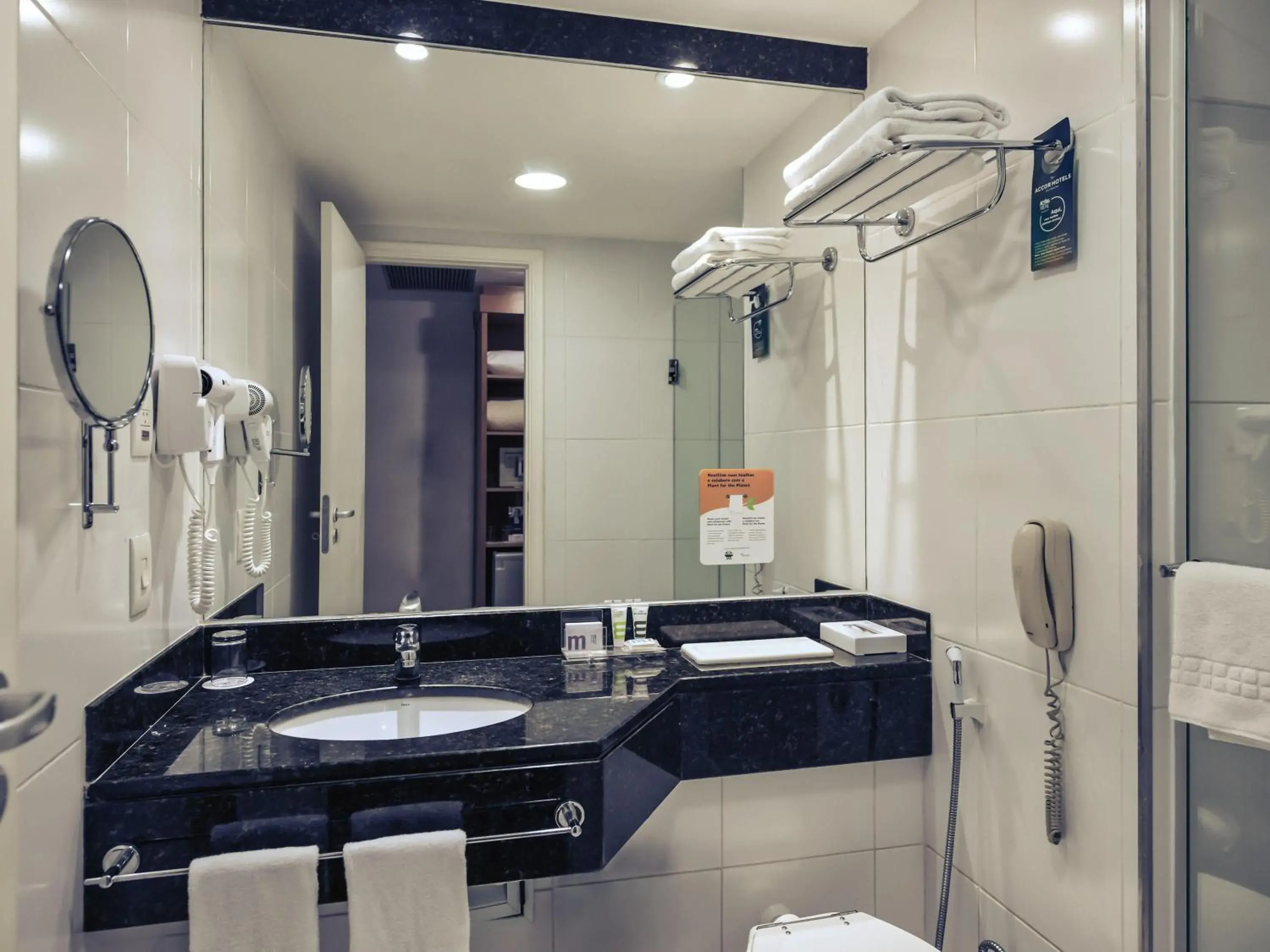 Bedroom in Mercure Campinas Bedroom in Mercure Campinas