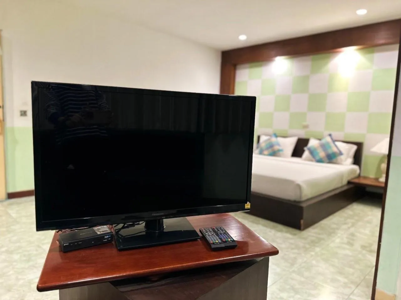 TV and multimedia, Bed in Kinnotel