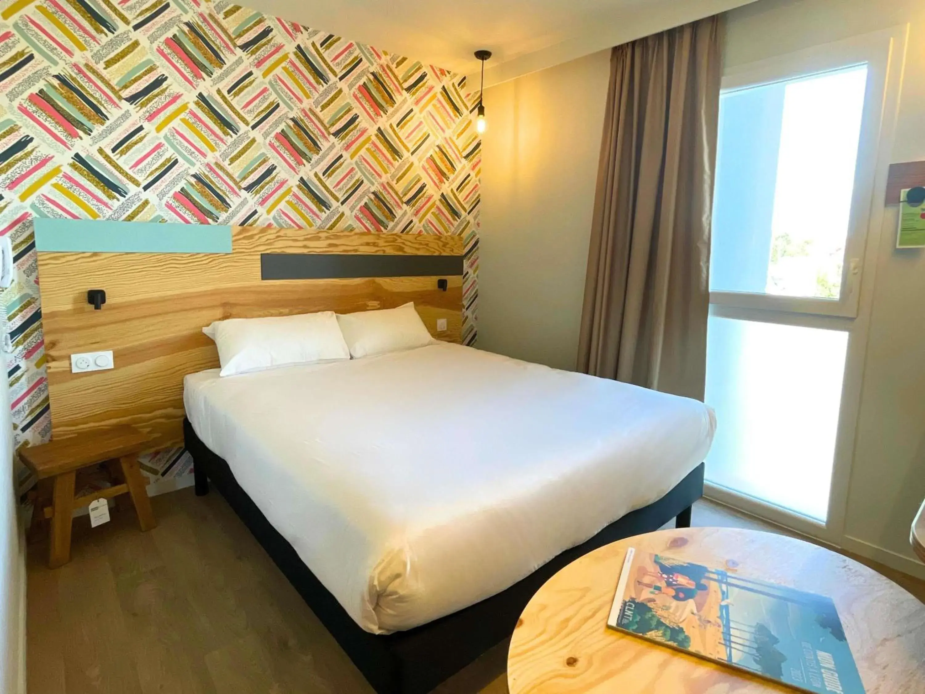 Bedroom, Bed in greet hotel Castets Coeur des Landes Bedroom, Bed in greet hotel Castets Coeur des Landes