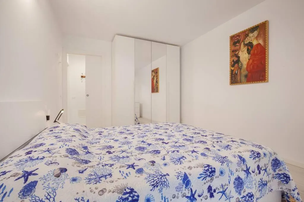 Bedroom, Bed in Villa Malù - APT Amalia - Piscina e vista lago