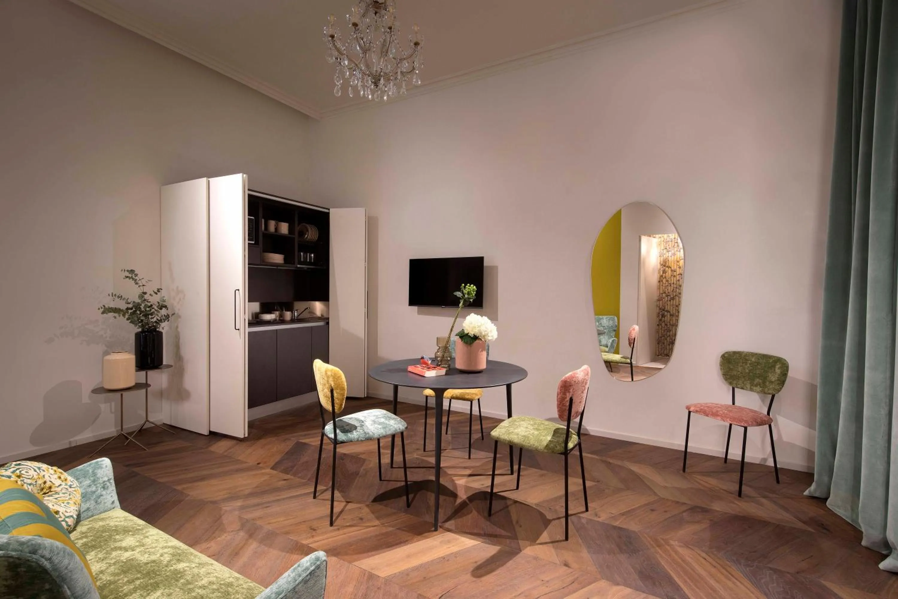 Dining area in Agora' - Boutique Stays