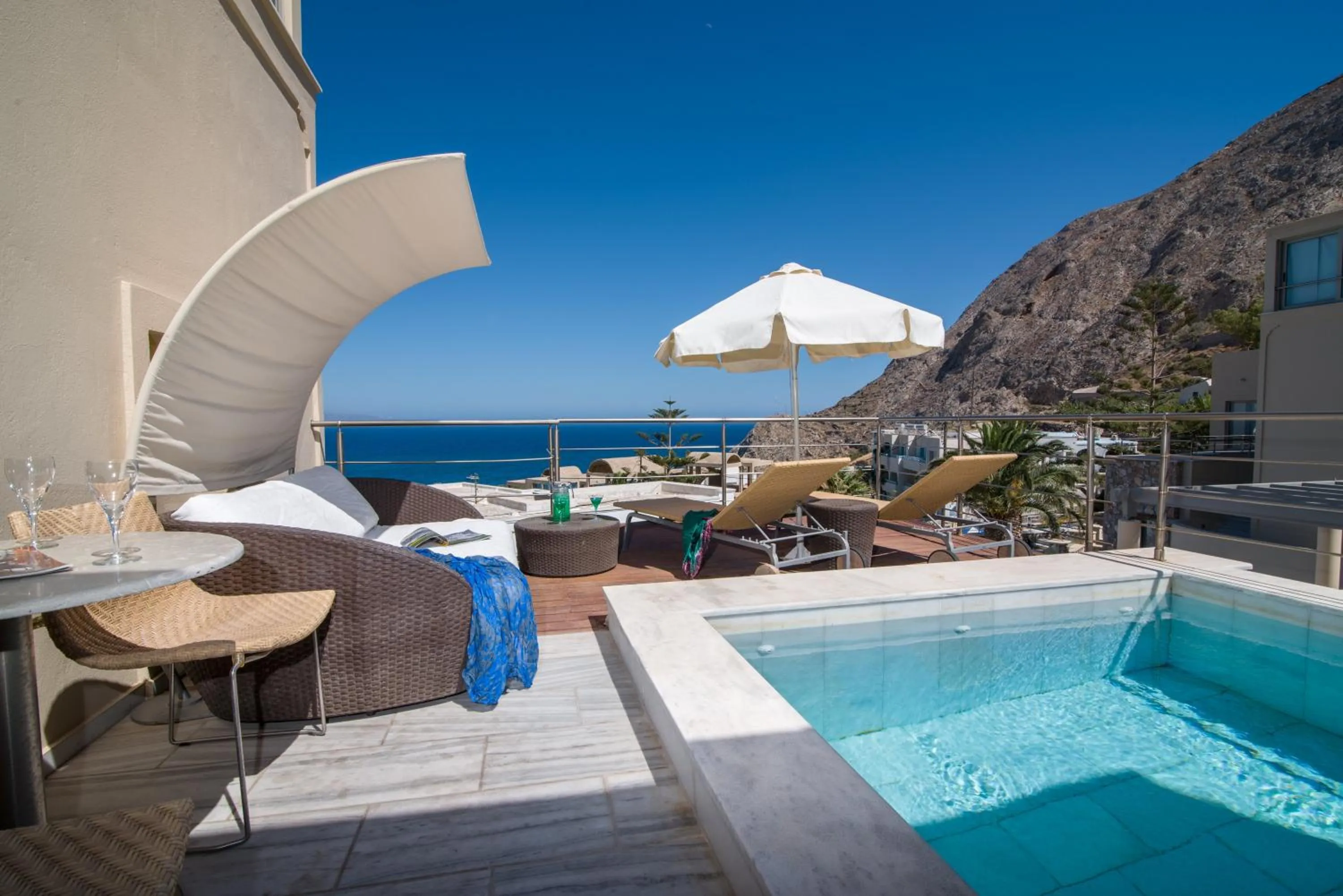 Balcony/Terrace in Antinea Suites Hotel & Spa