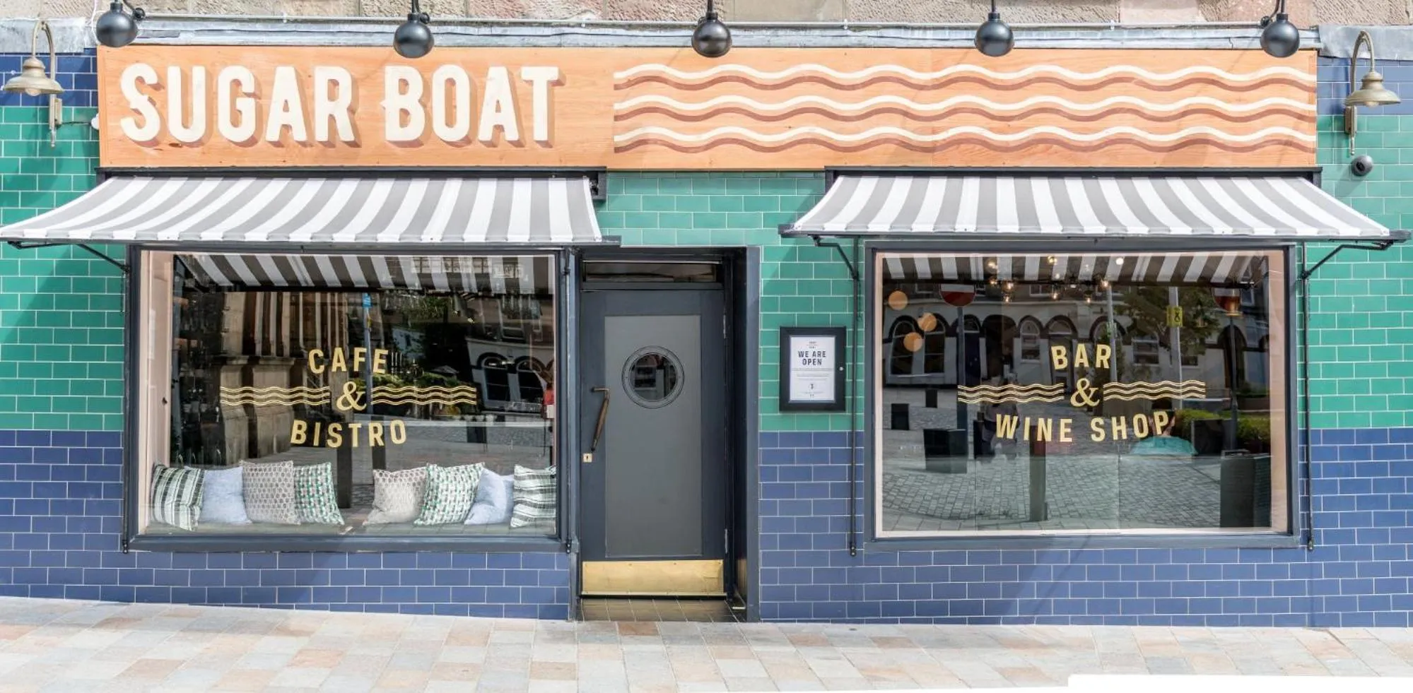 Restaurant/places to eat in Rooms Above Sugar Boat