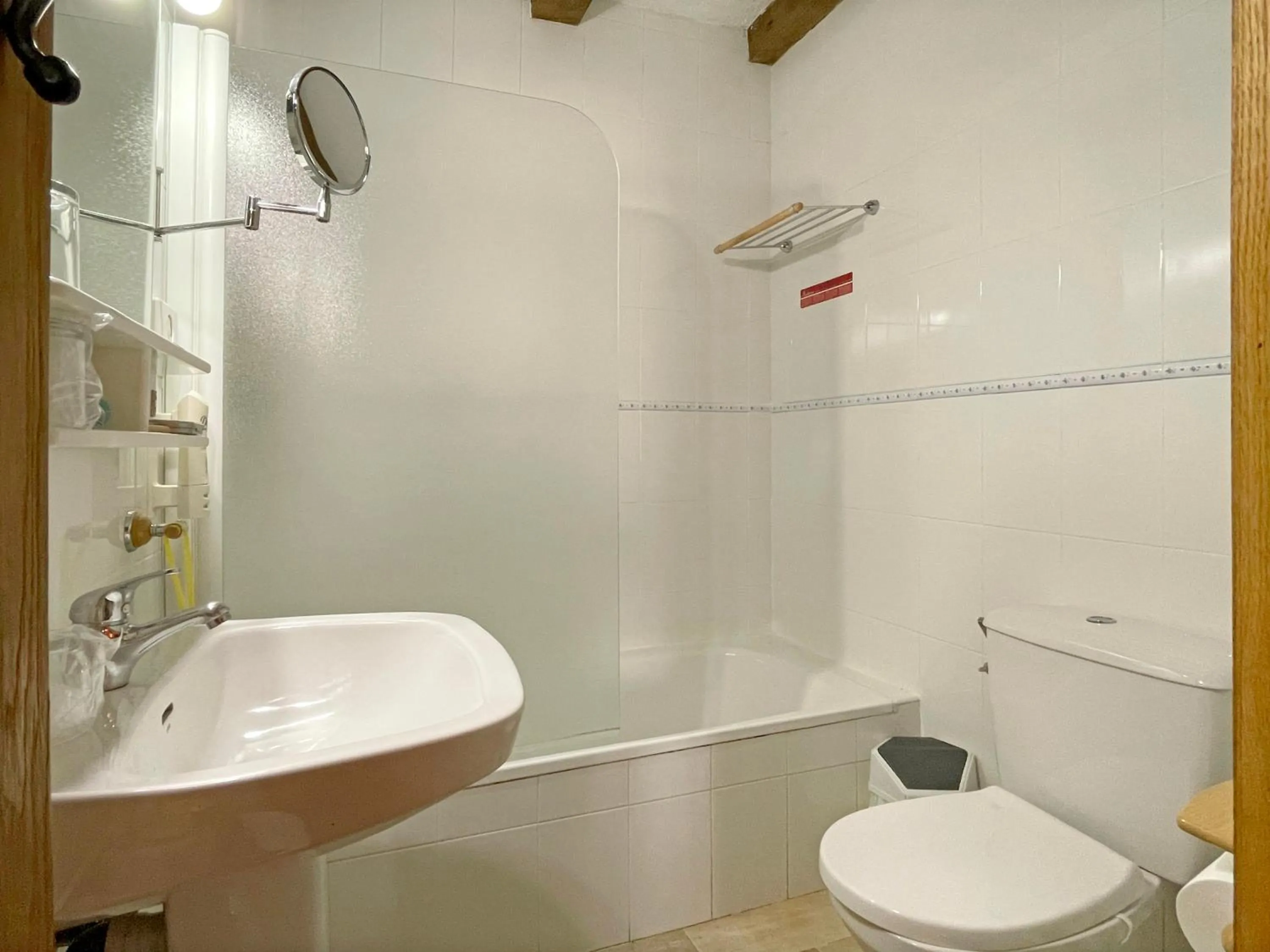 Bathroom in Hotel Peruskenea