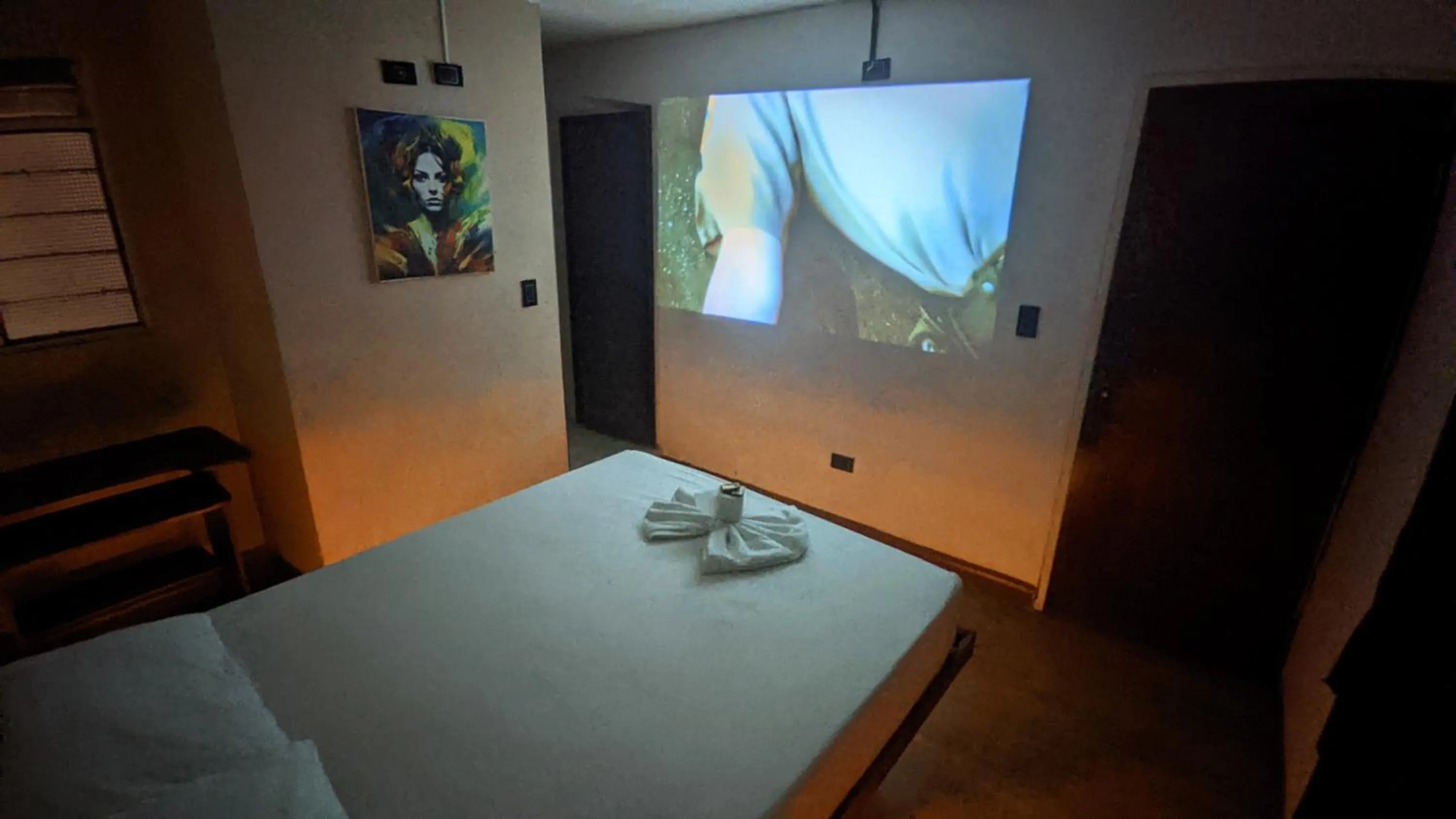 TV and multimedia in Hotel Grand ilama