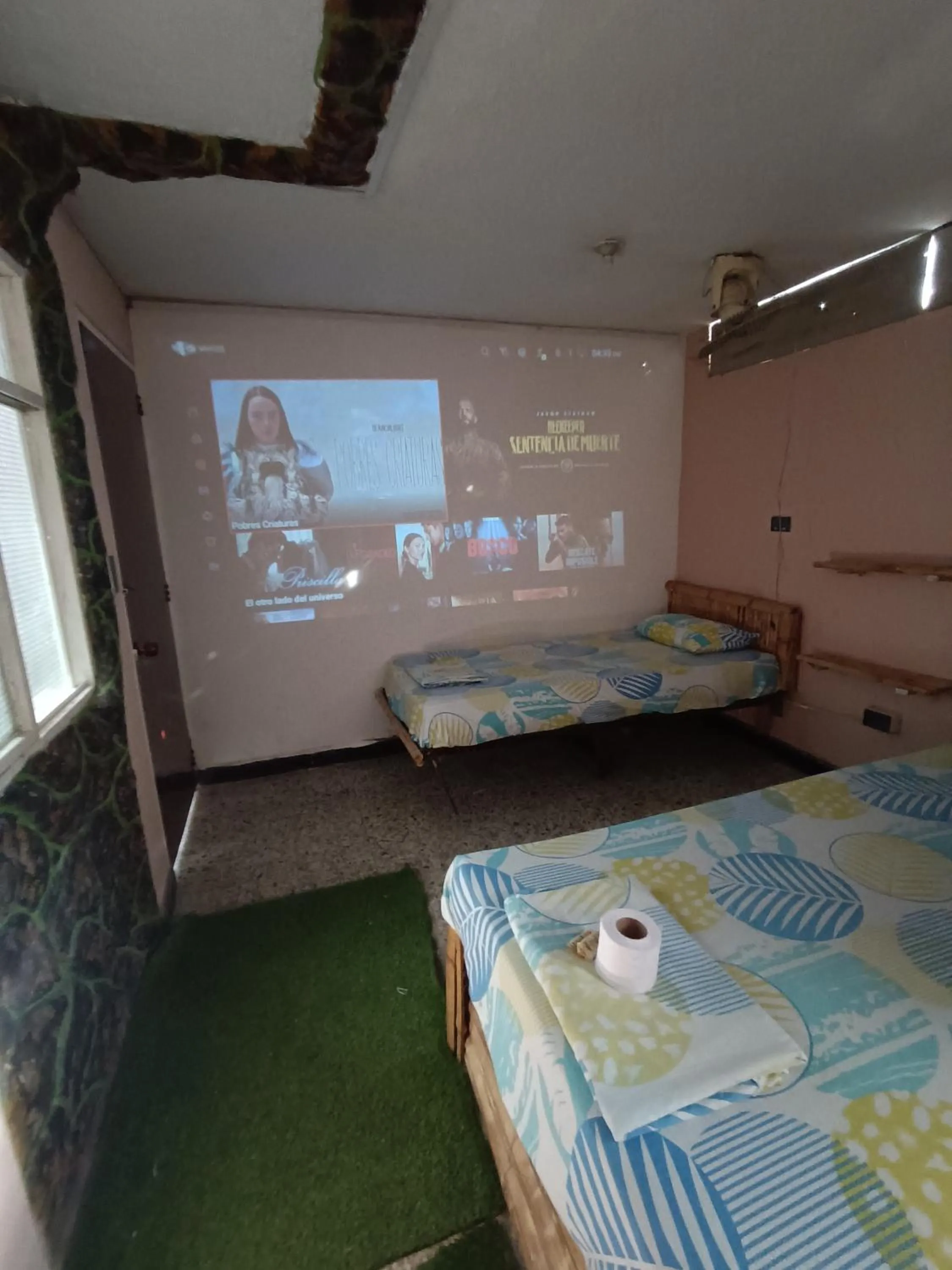 TV and multimedia in Hotel Grand ilama