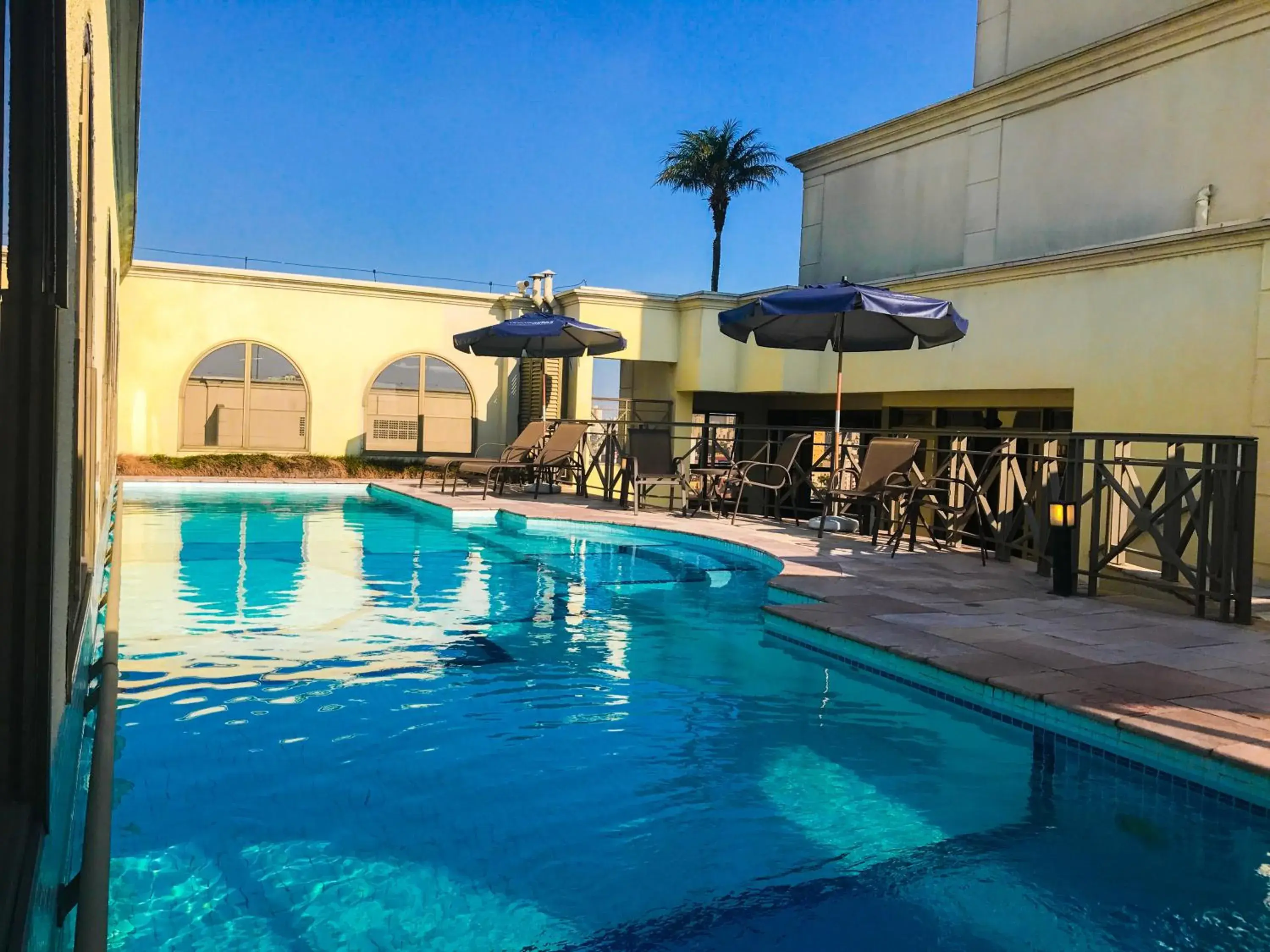 Swimming pool in Mercure Sao Caetano do Sul Swimming pool in Mercure Sao Caetano do Sul