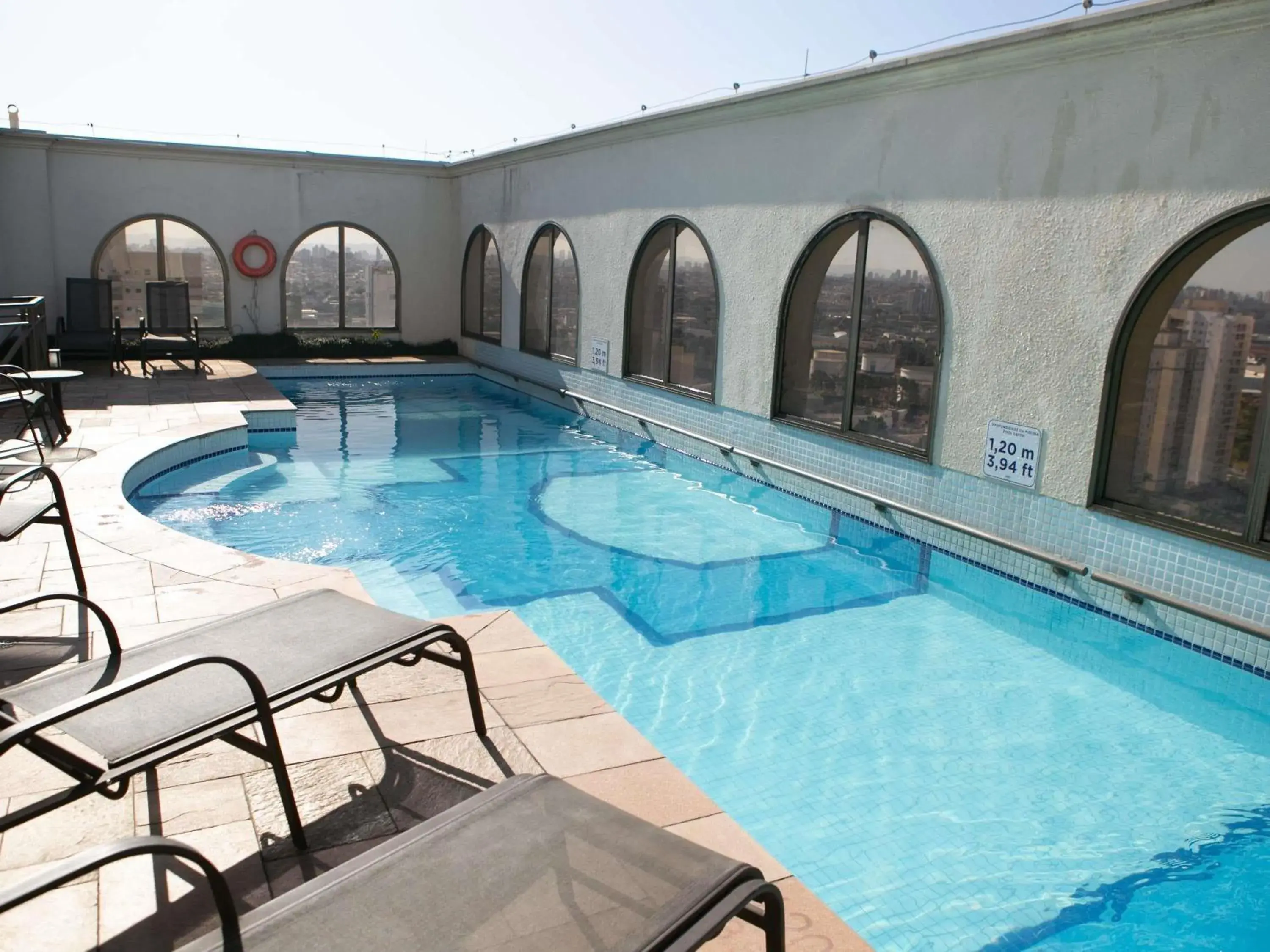 Pool view in Mercure Sao Caetano do Sul Pool view in Mercure Sao Caetano do Sul