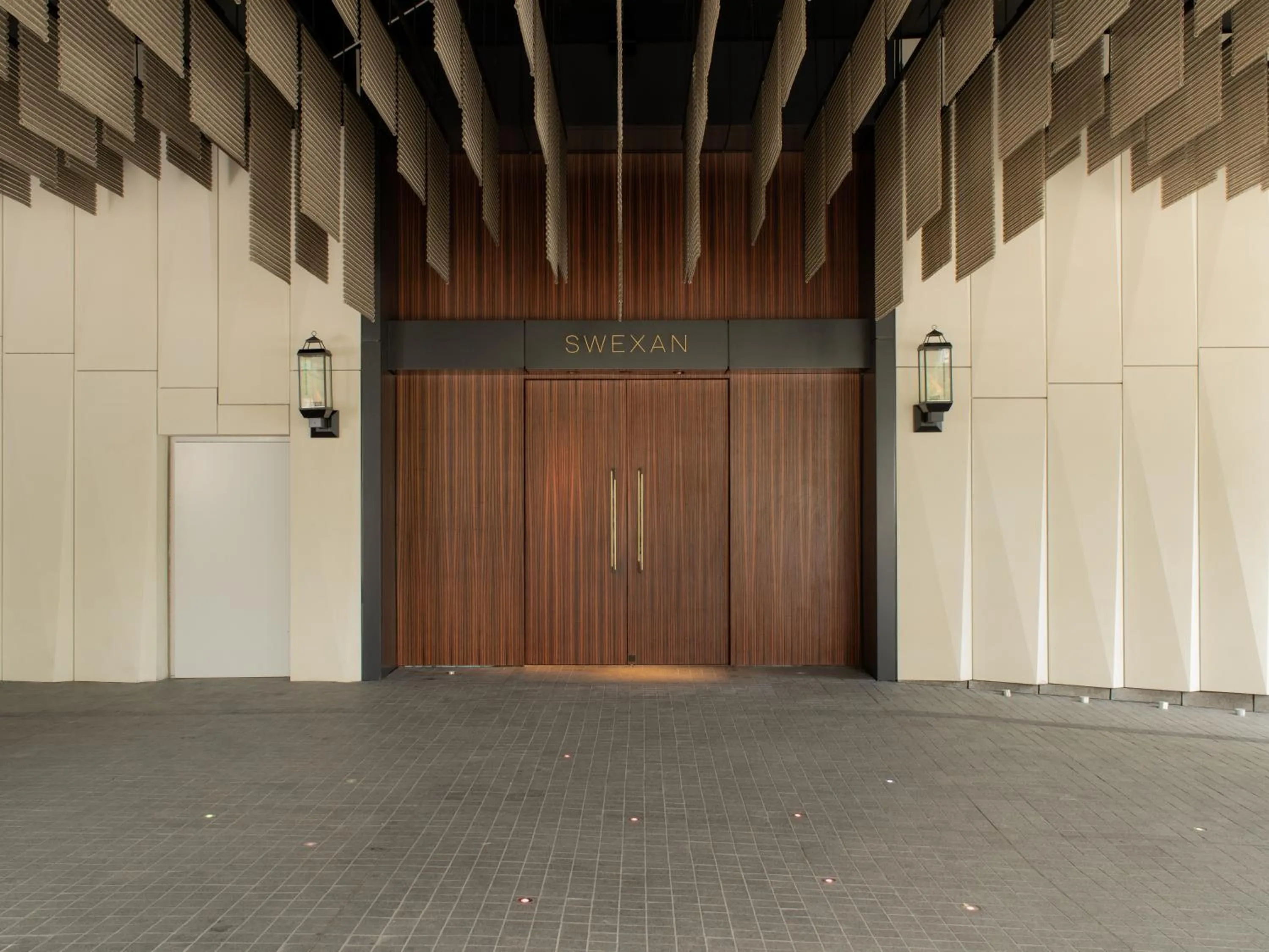 Facade/entrance in Hôtel Swexan