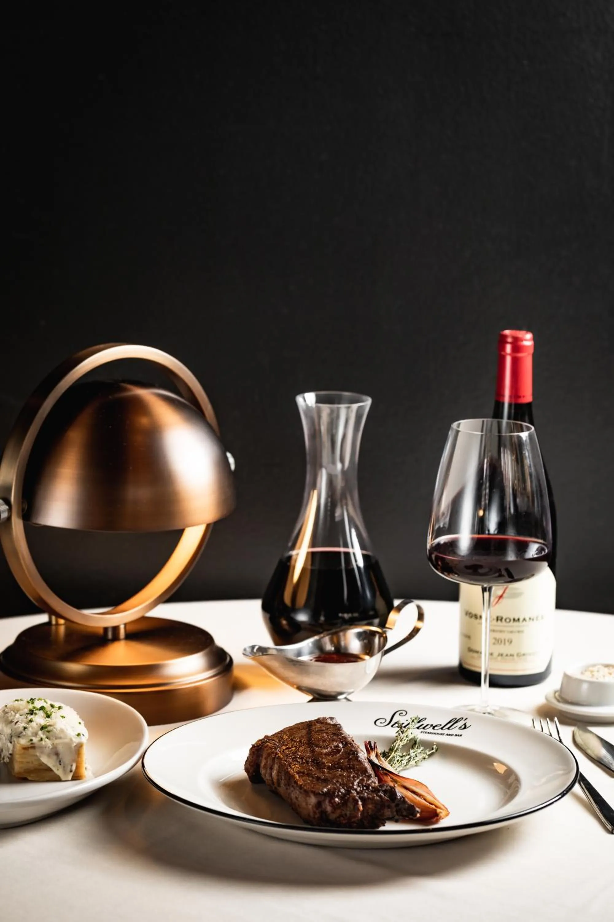 Restaurant/places to eat in Hôtel Swexan