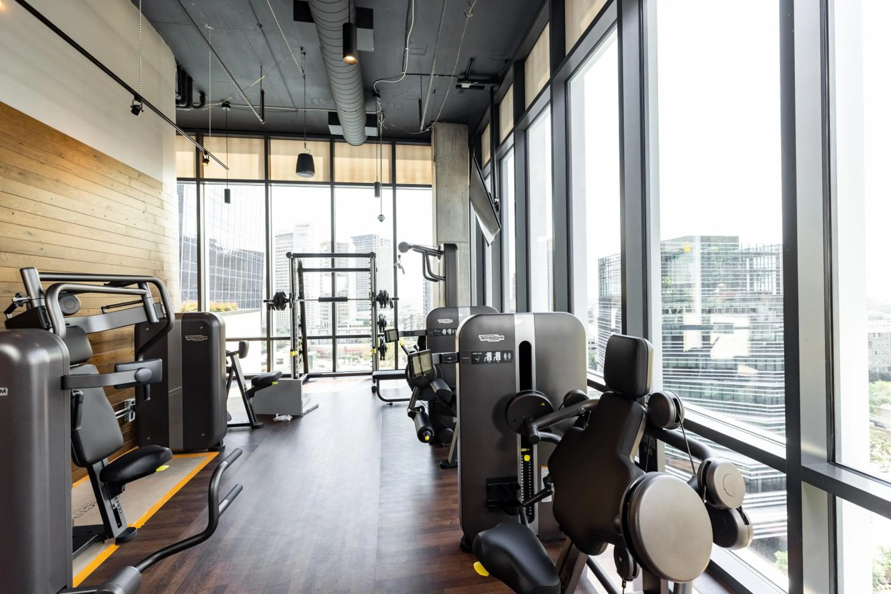 Fitness centre/facilities in Hôtel Swexan