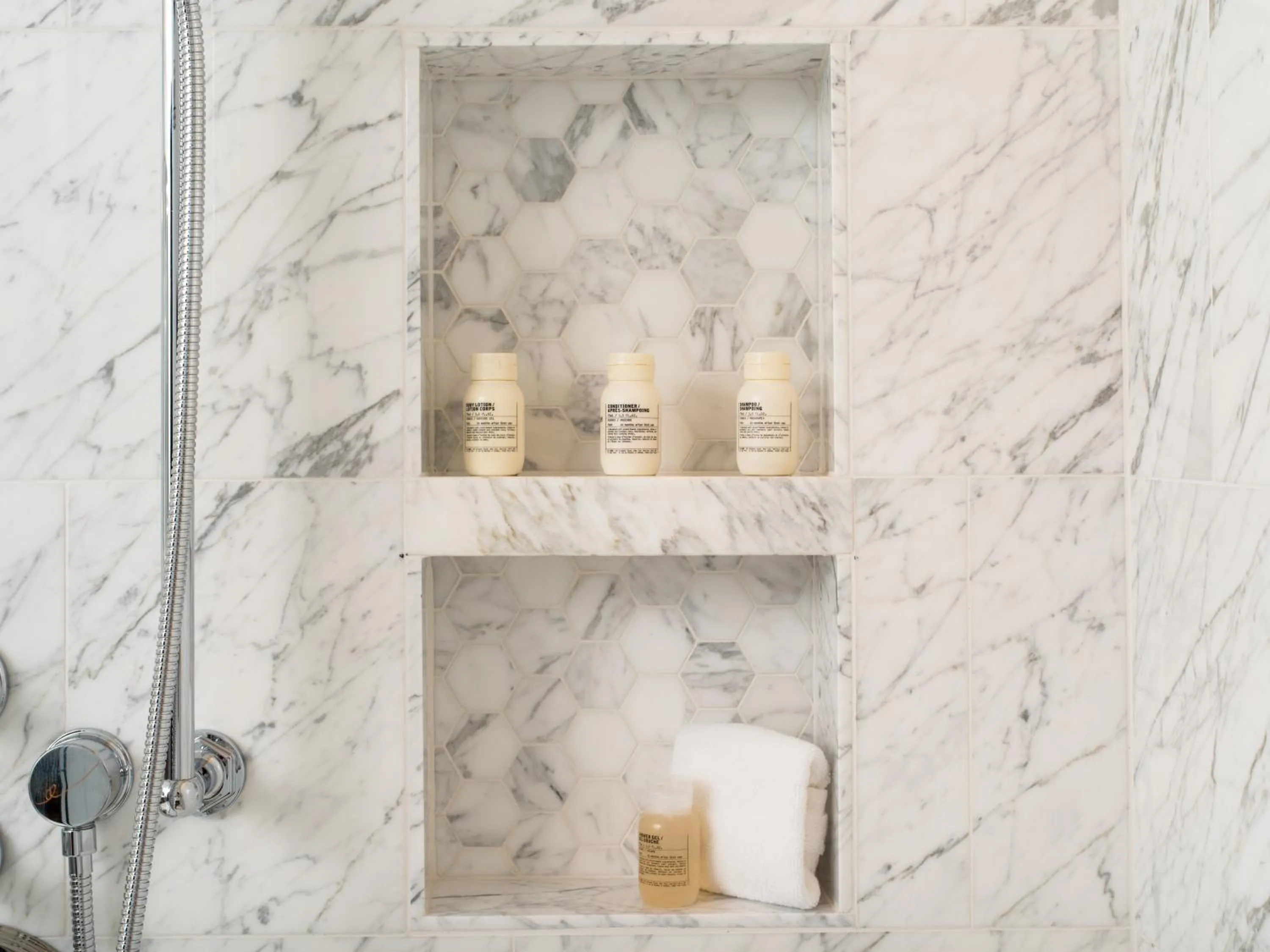 Bathroom in Hôtel Swexan