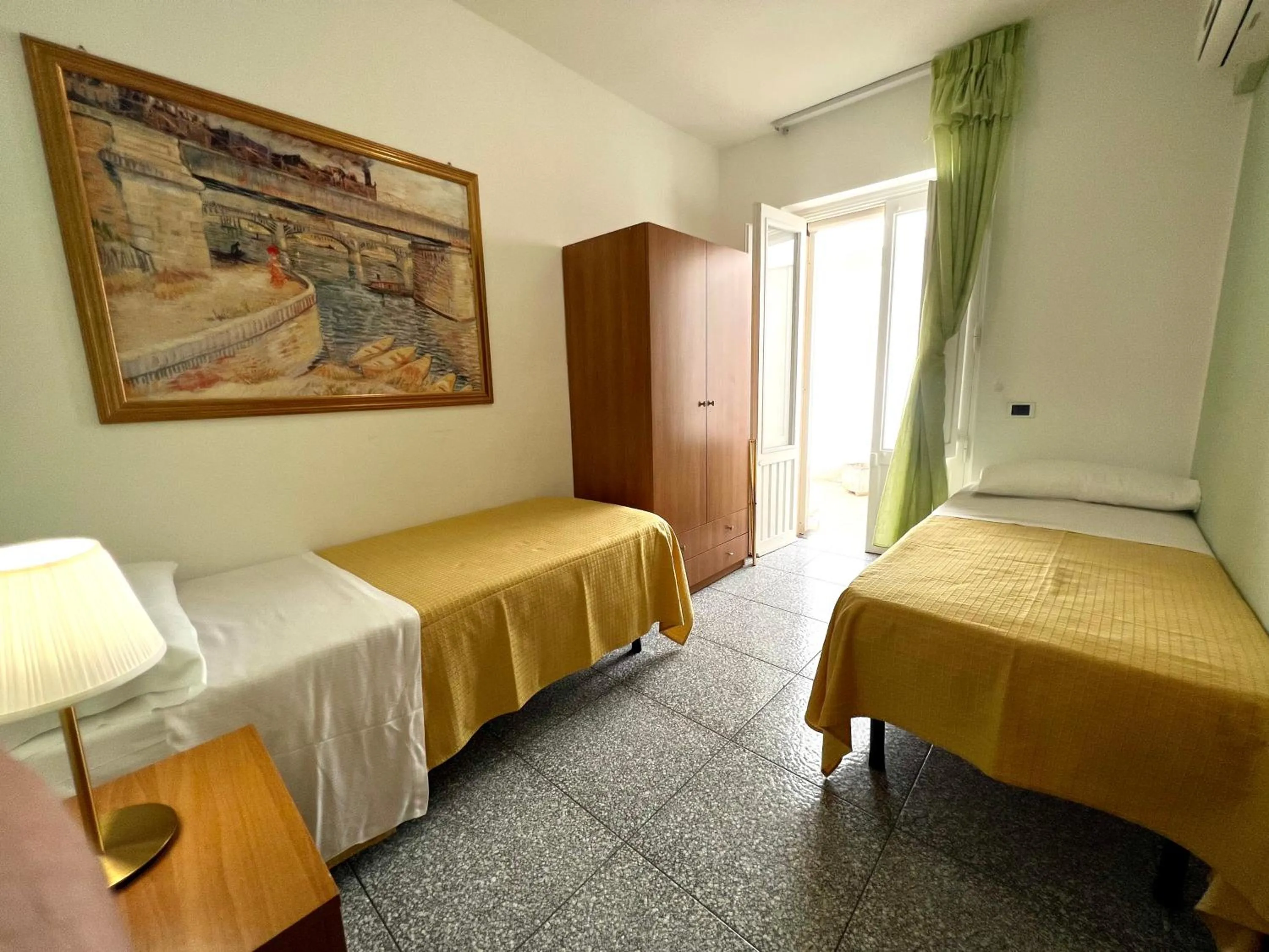 Bedroom, Bed in Hotel Minerva