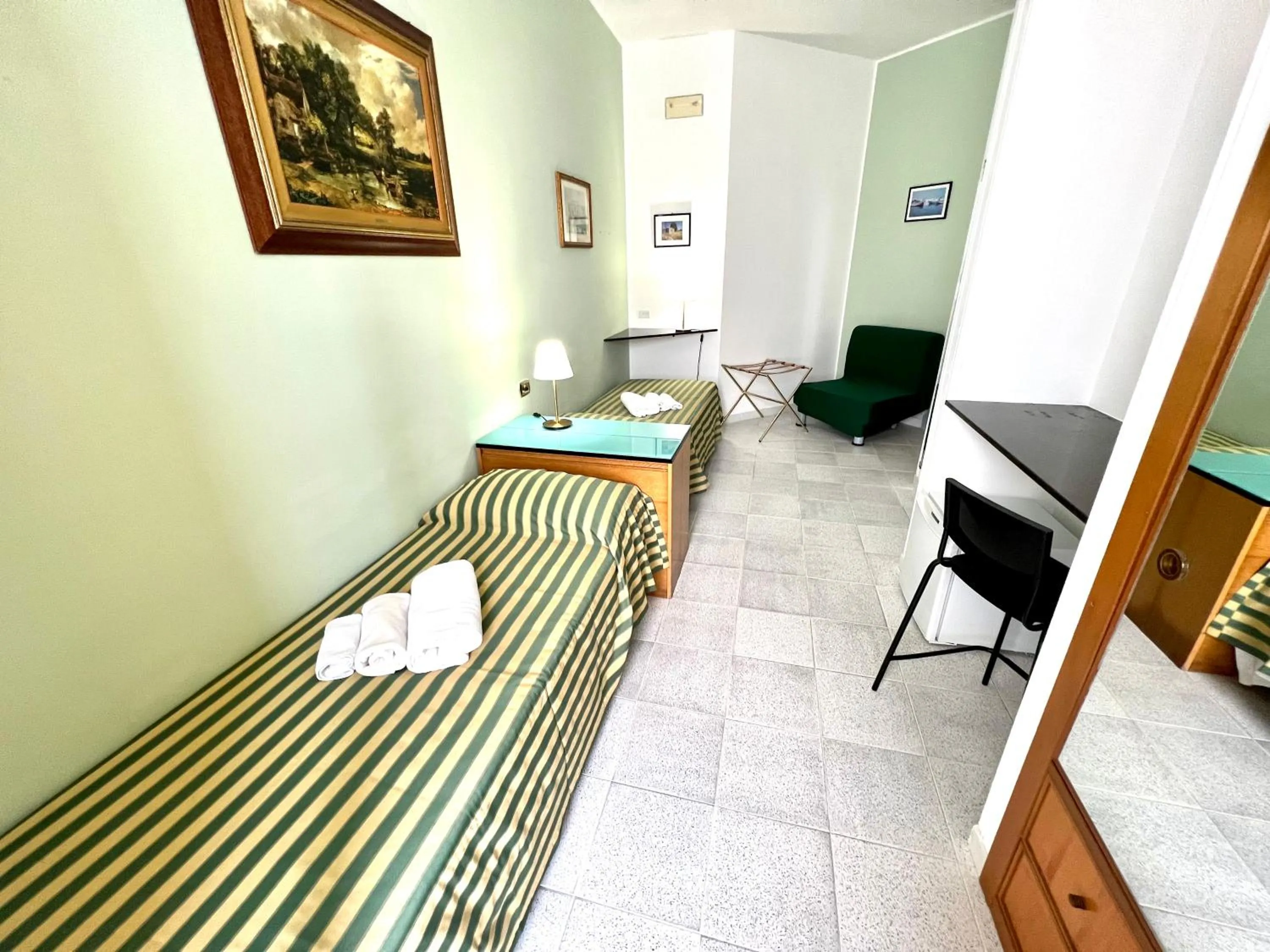 Photo of the whole room, Bed in Hotel Minerva