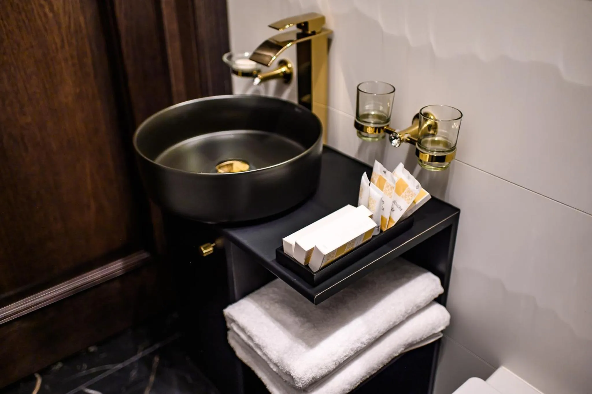 Diamond svečių namai