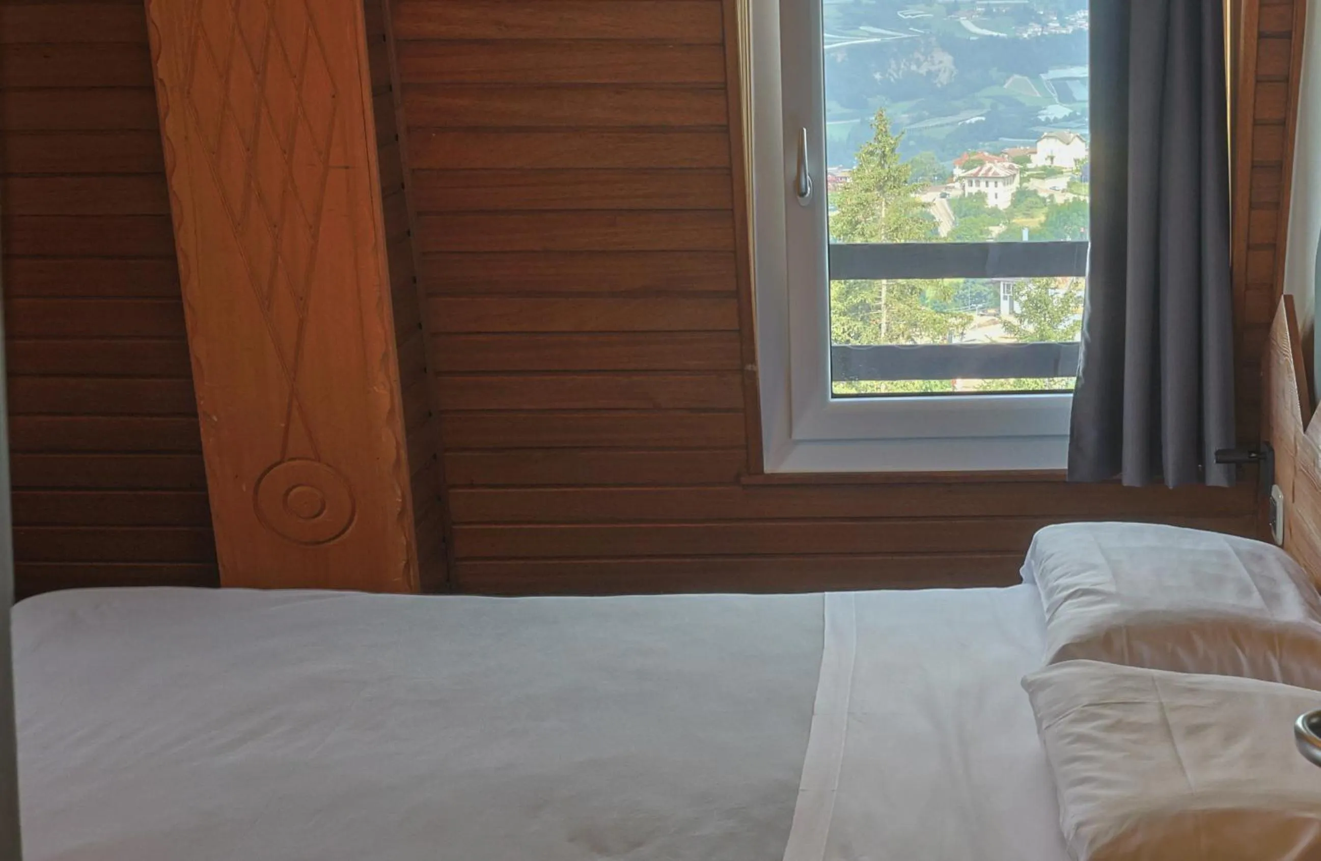 View (from property/room), Bed in Hotel Regina del Bosco