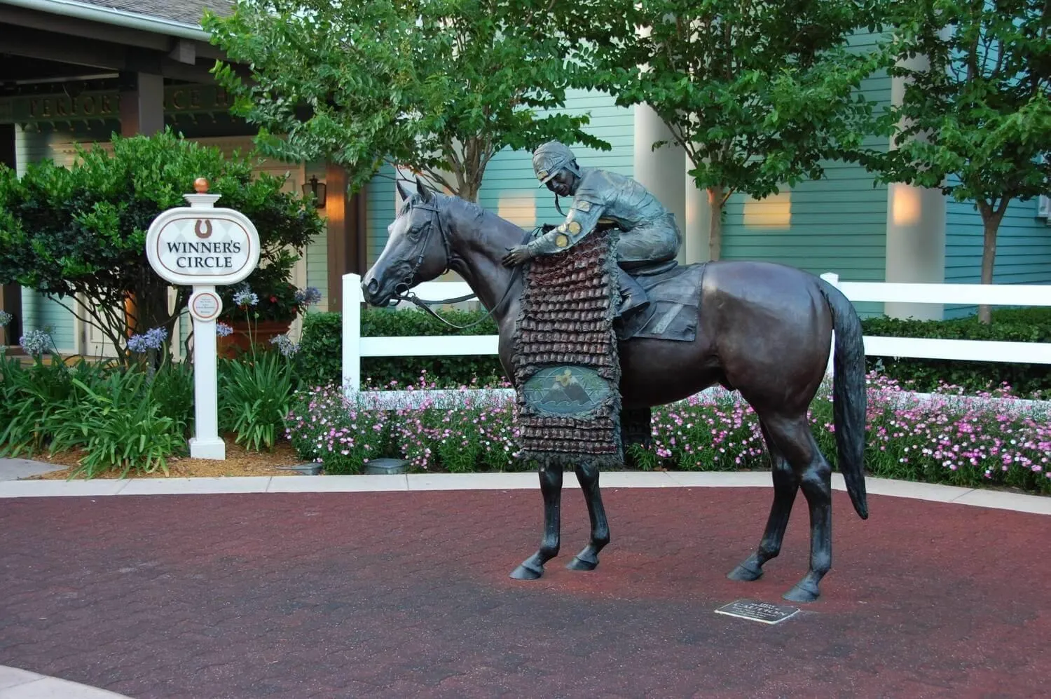 Disney's Saratoga Springs Resort & Spa