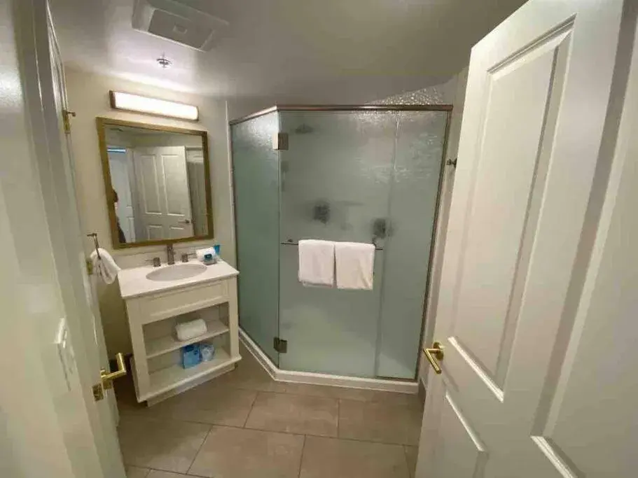 Bathroom in Disney's Saratoga Springs Resort & Spa Bathroom in Disney's Saratoga Springs Resort & Spa