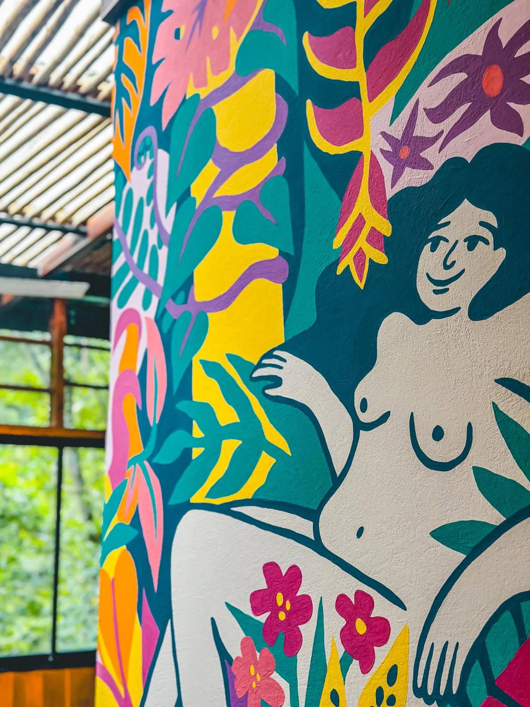 Decorative detail in Selva Madre Eco-Sanctuary